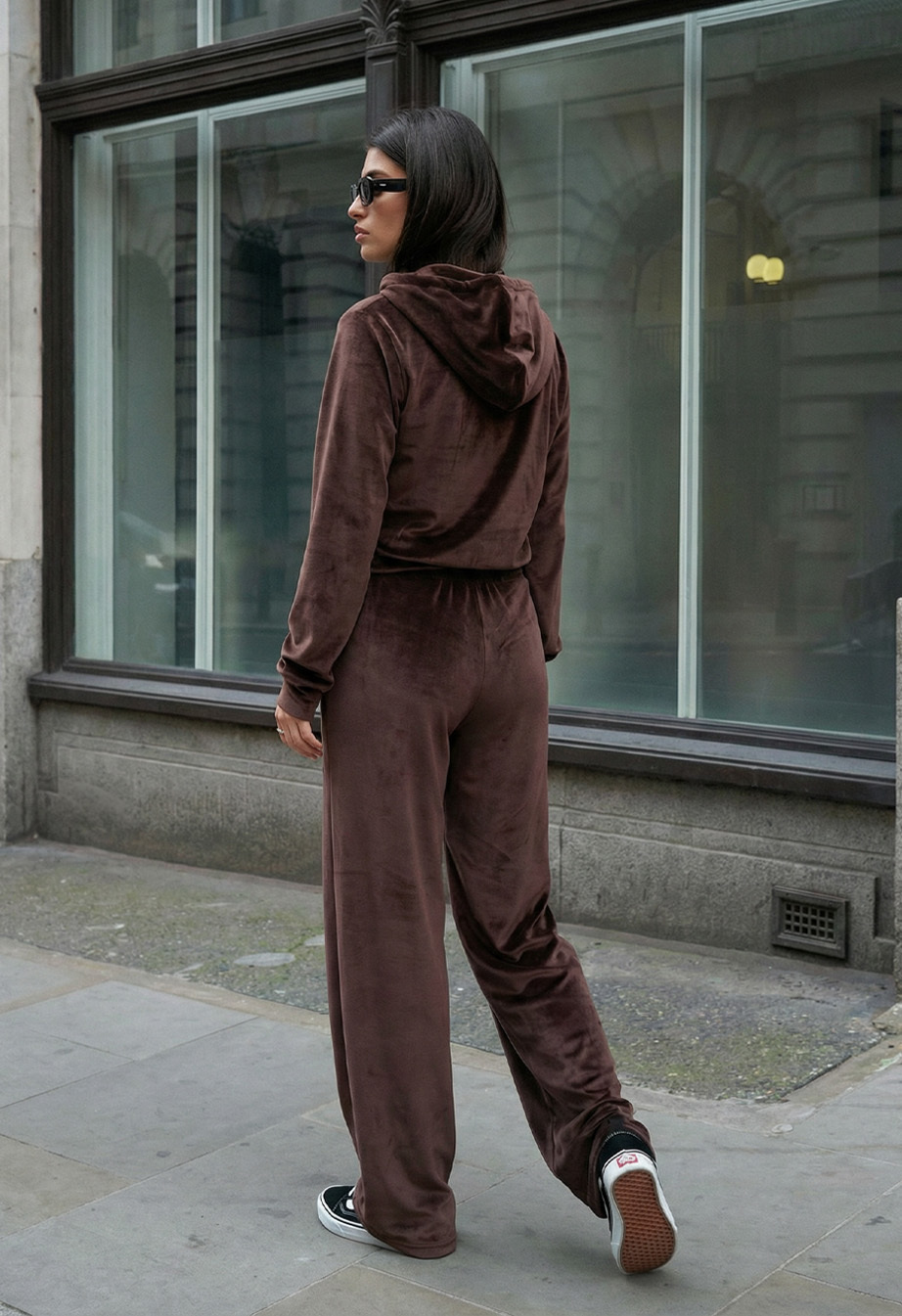 Dres Staff tli zip brown