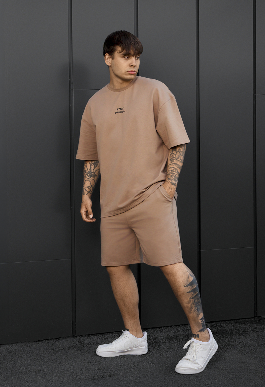 Komplet koszulka + spodenki Staff no brown oversize