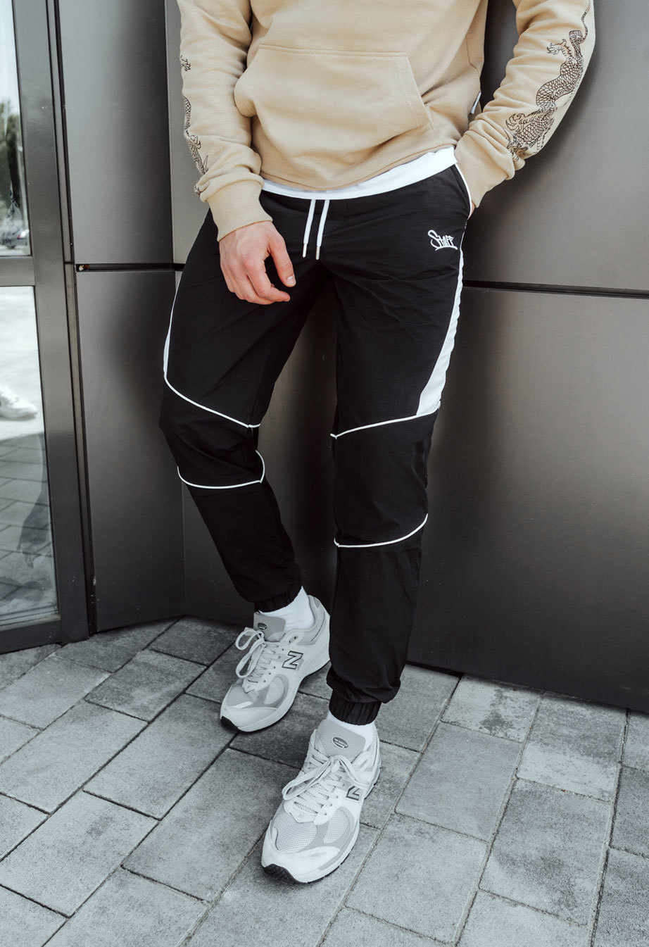 Joggery Staff retro black