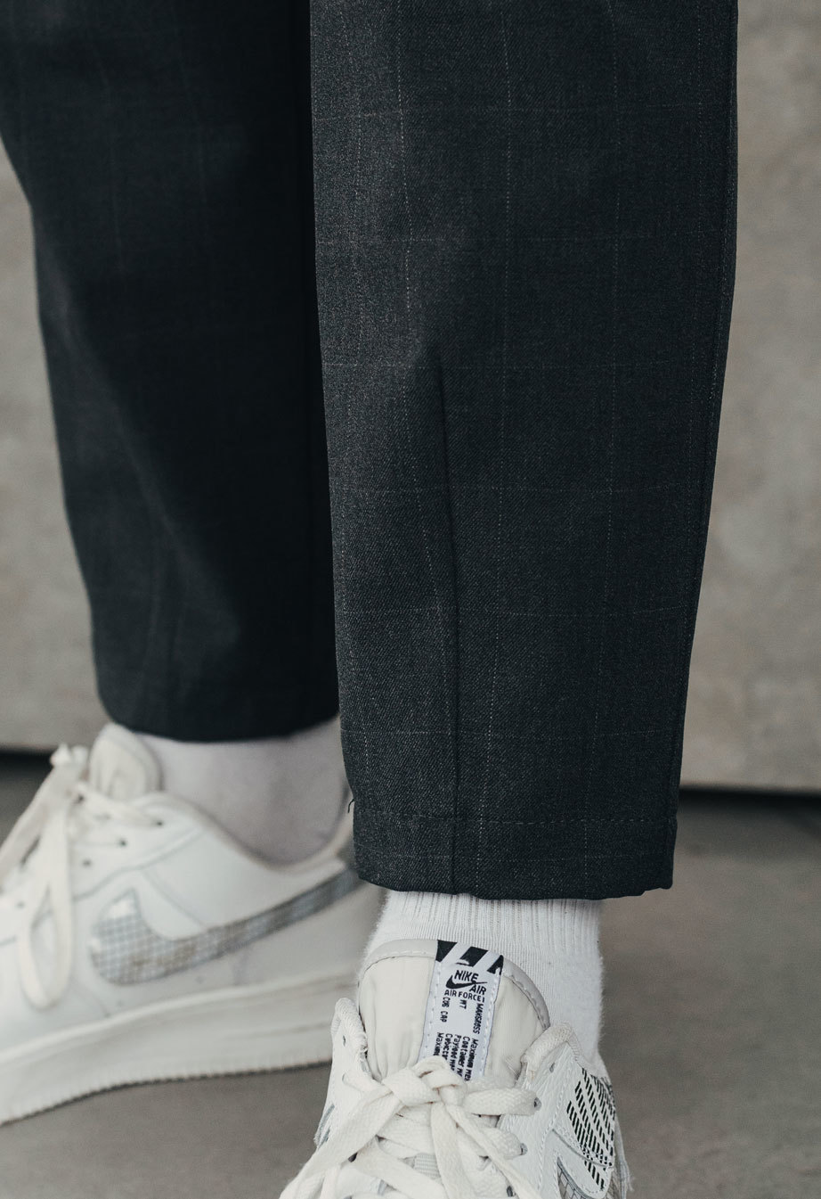 Spodnie Staff line dark gray square