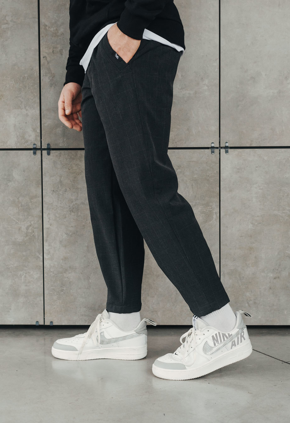 Spodnie Staff line dark gray square