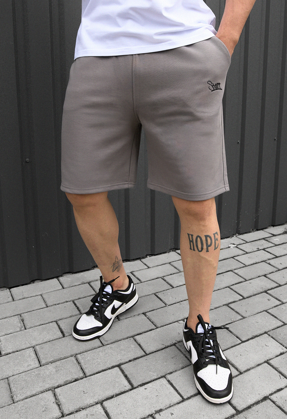 Spodenki Staff dje gray logo