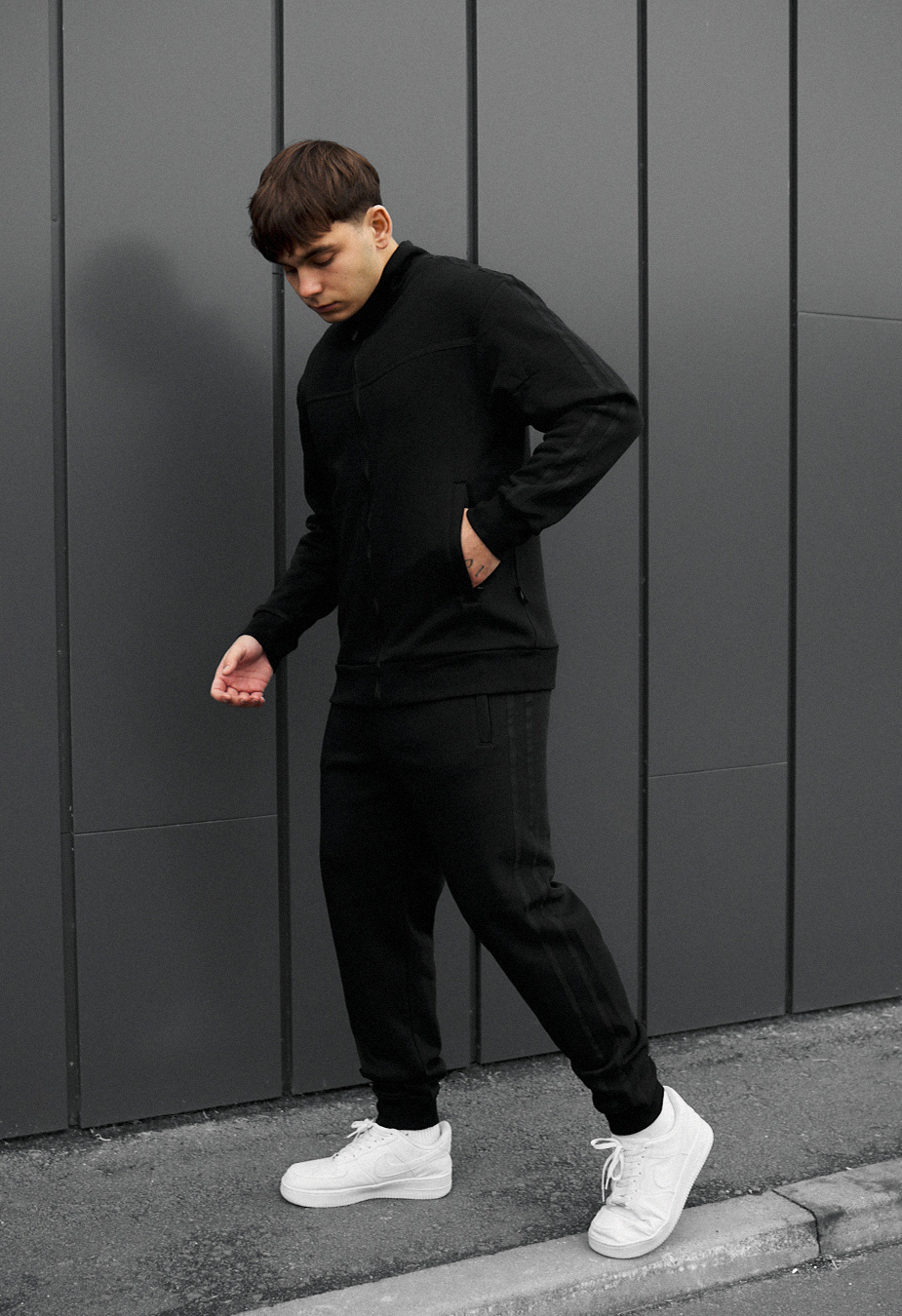 Dres Staff od black fleece