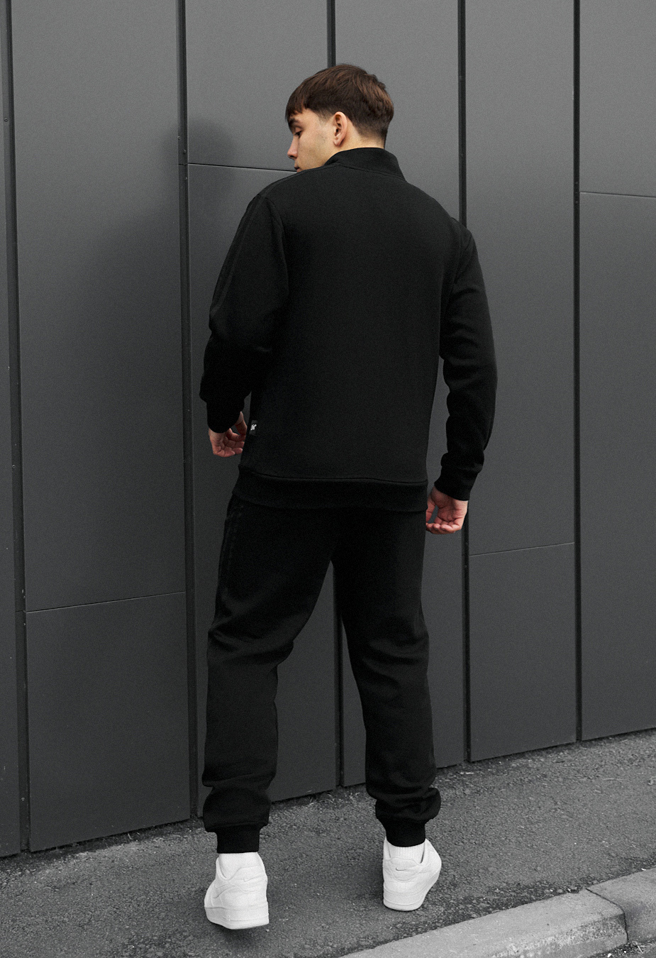 Dres Staff od black fleece
