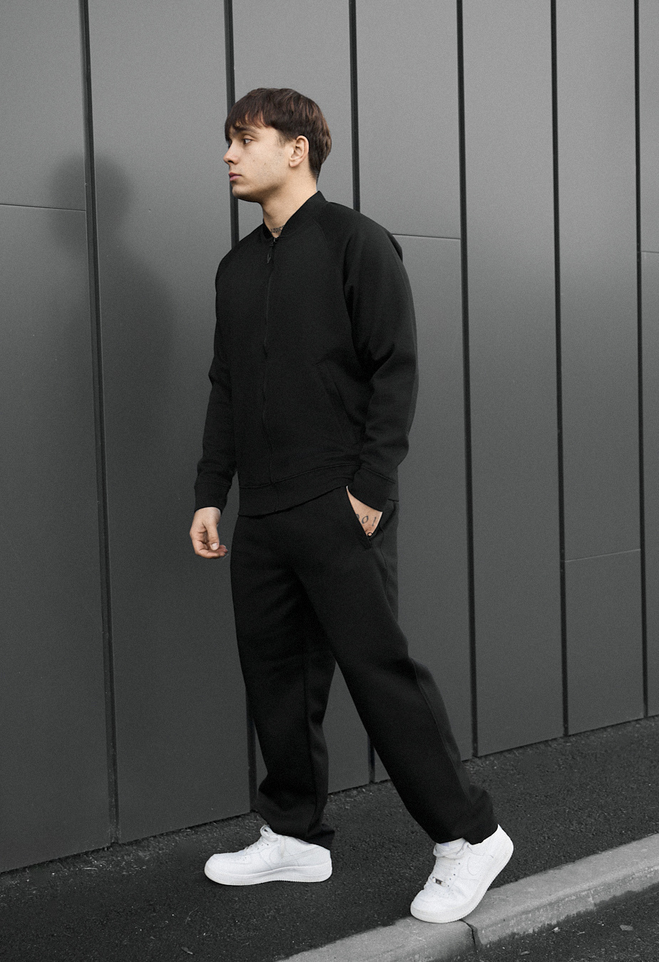 Dres Staff ama black