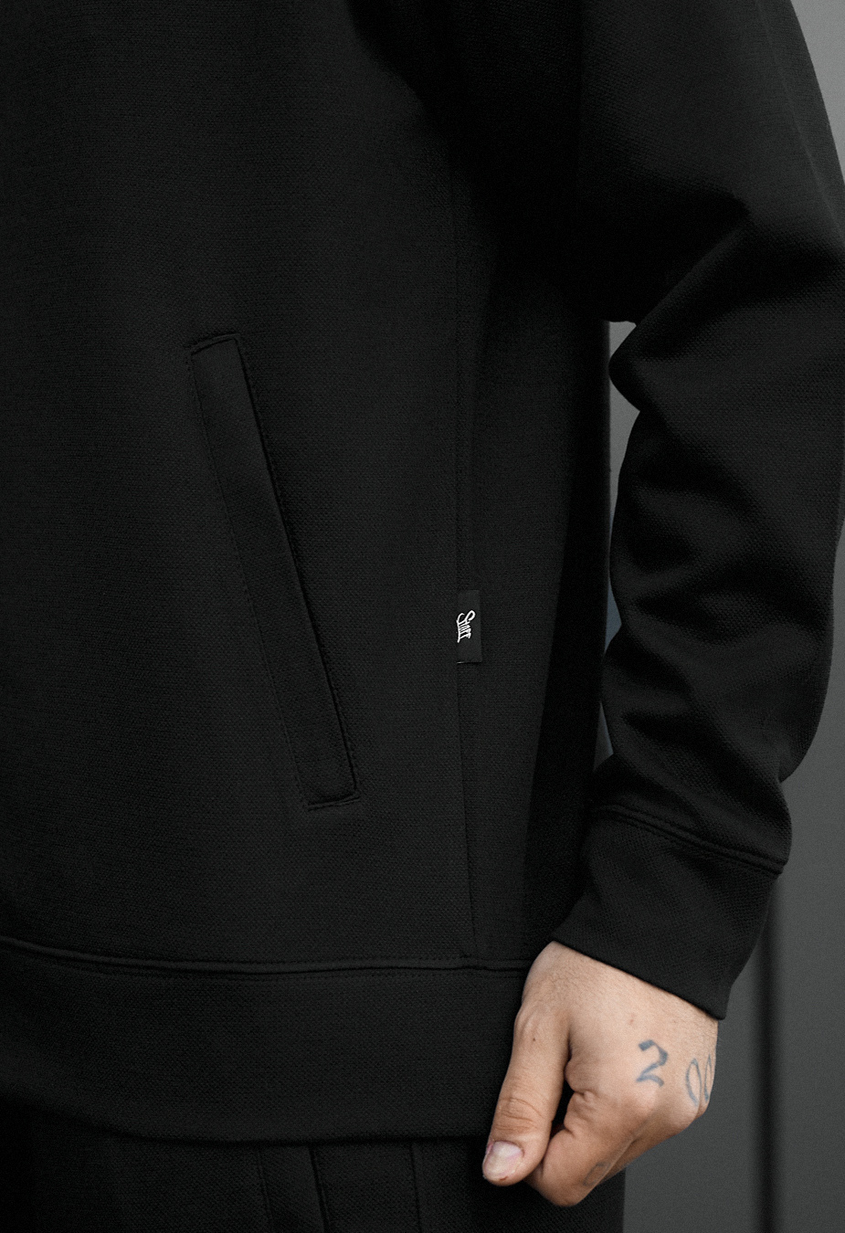 Dres Staff ama black