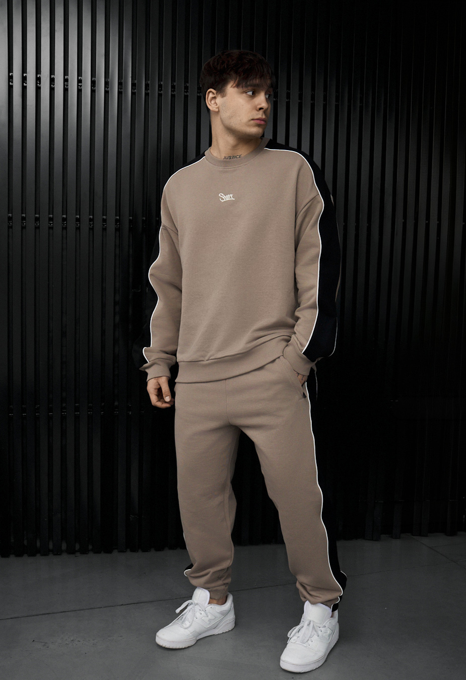 Dres Staff rin light brown reflective