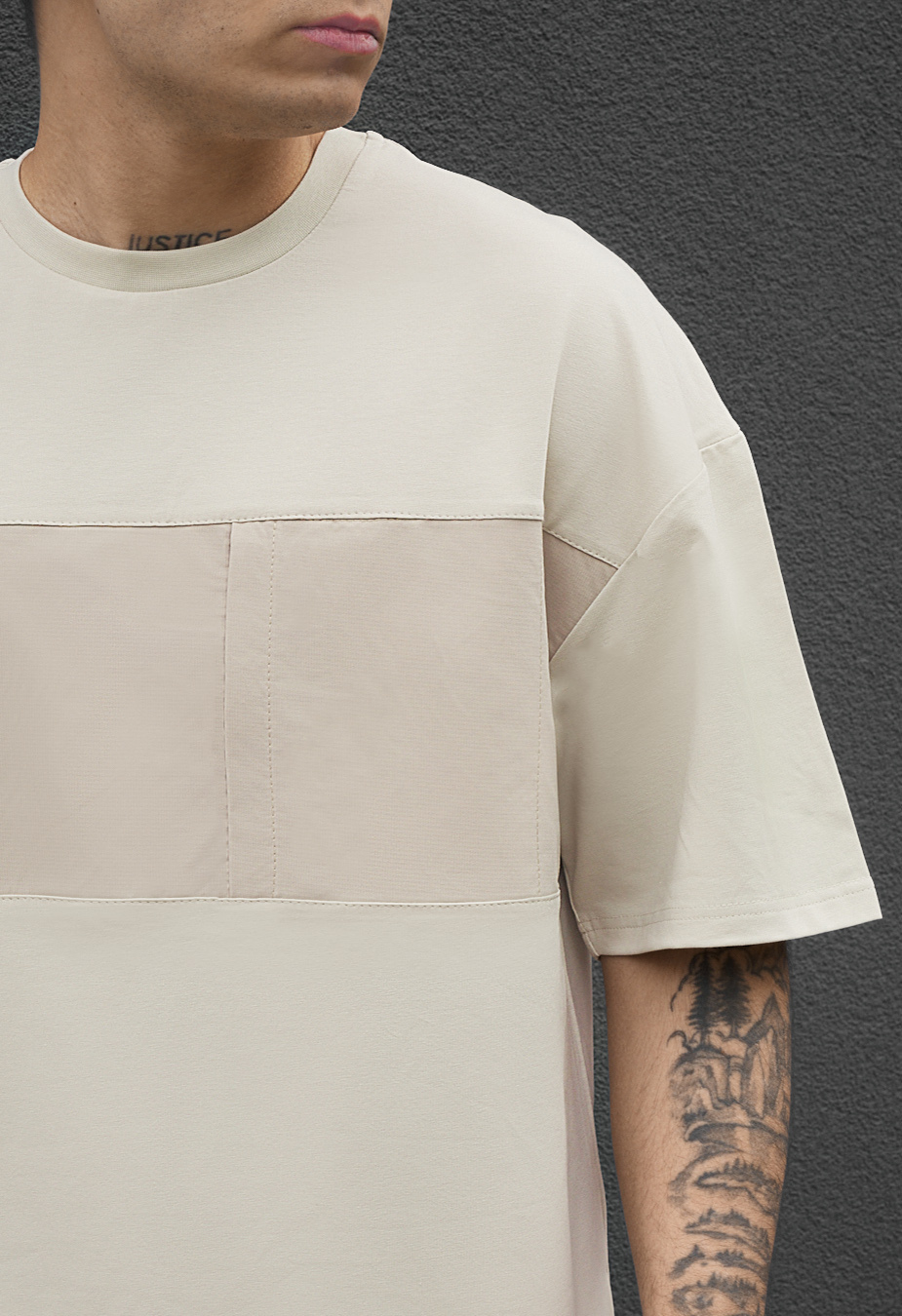 Komplet koszulka + spodenki Staff patt light beige