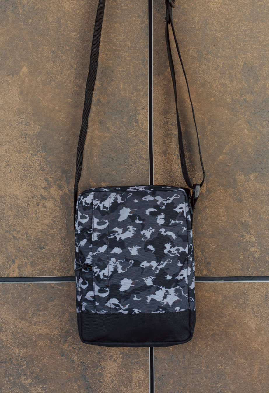 Torba na ramię Staff black & gray camo