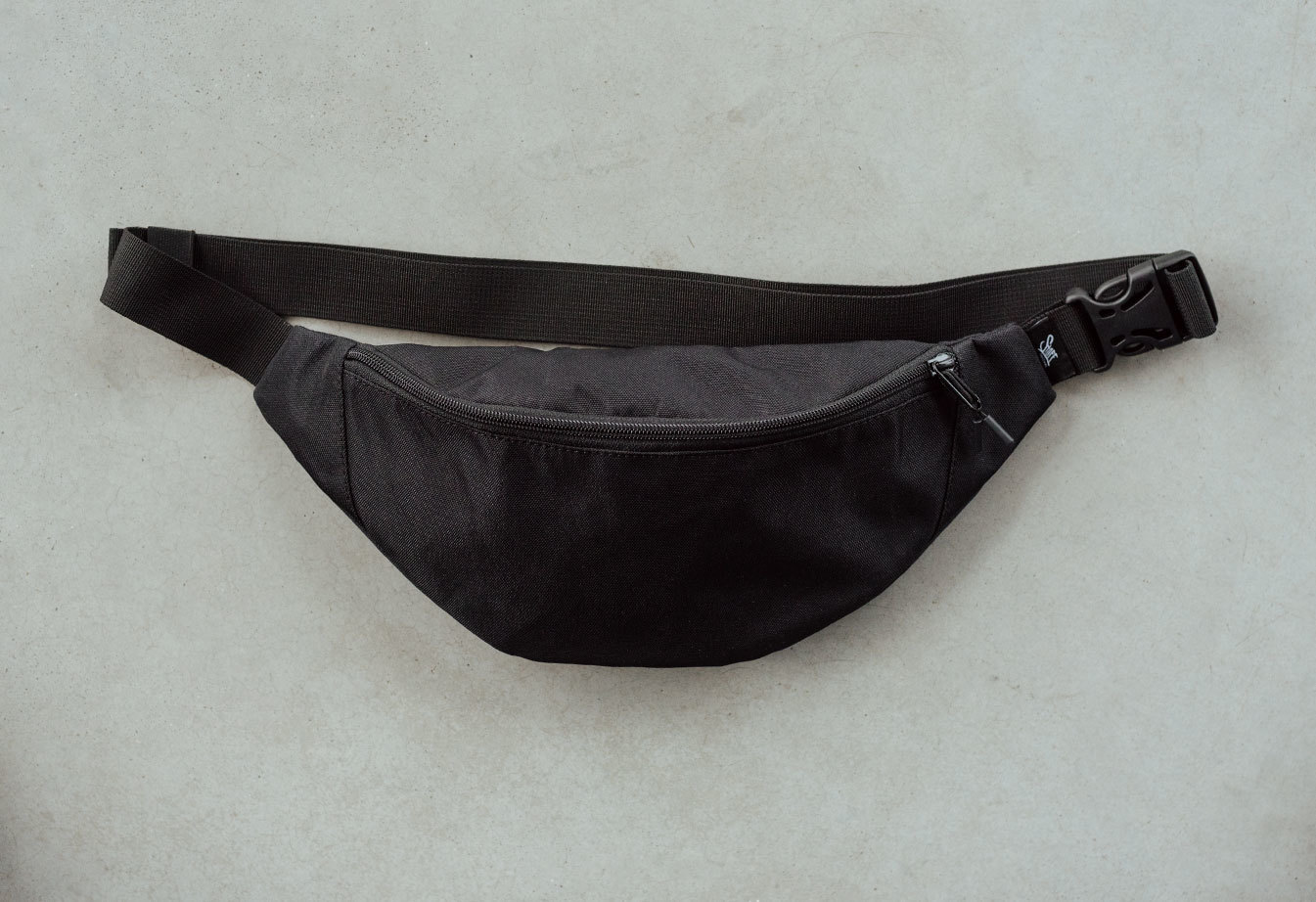 Torba na pas Staff mo black