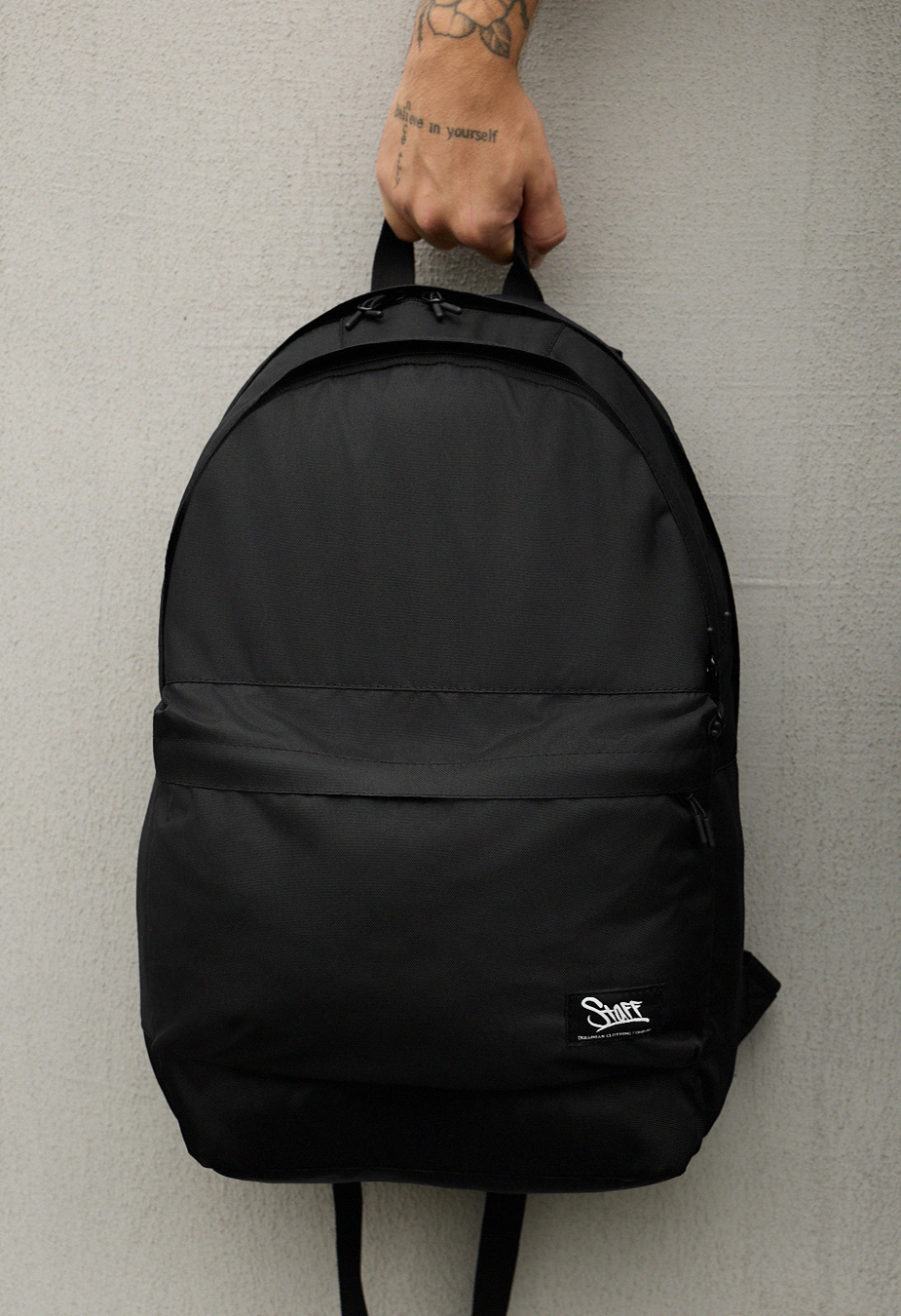 Plecak Staff 18L black