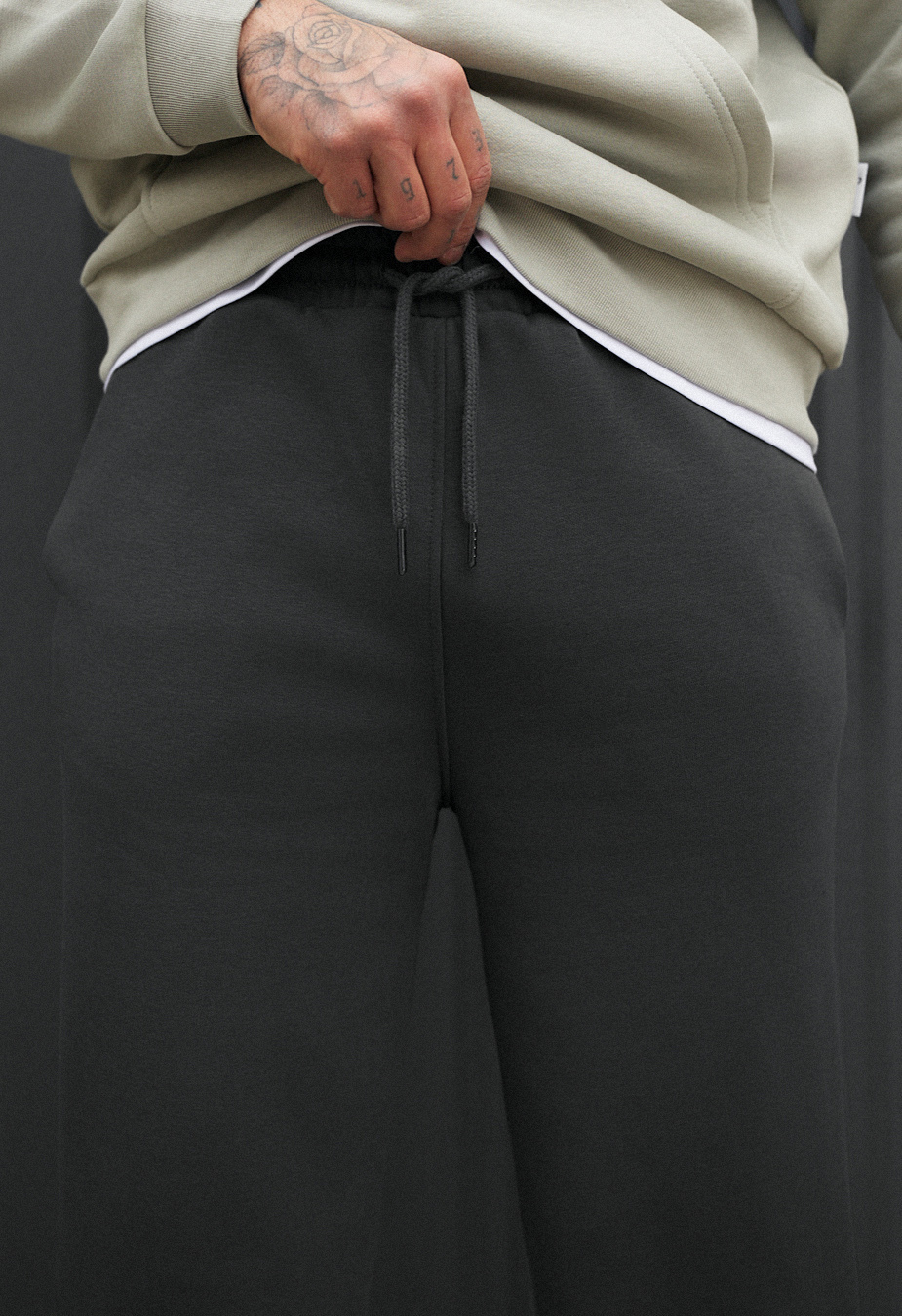 Spodnie dresowe Staff jot dark gray fleece