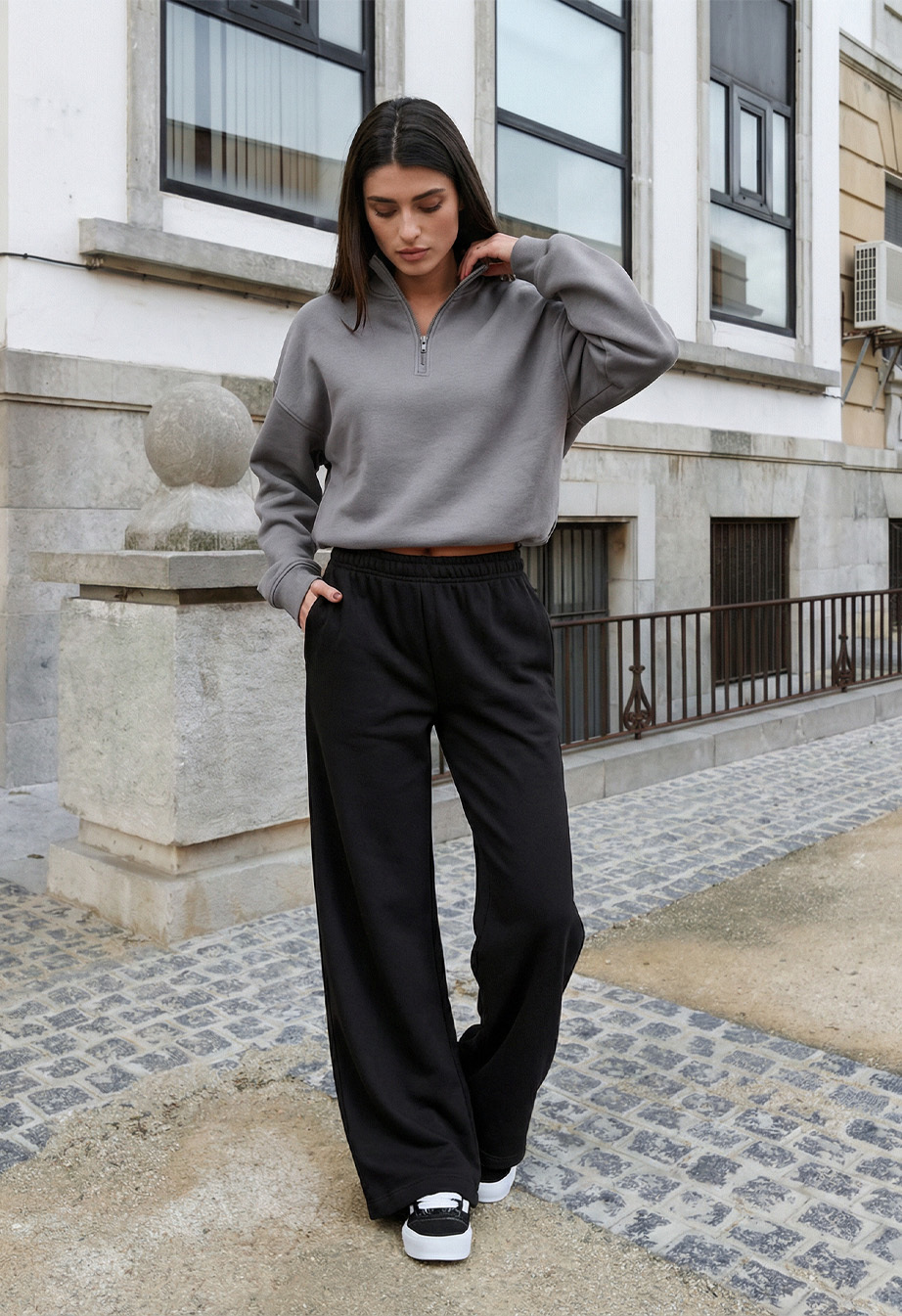 Spodnie dresowe Staff mon black