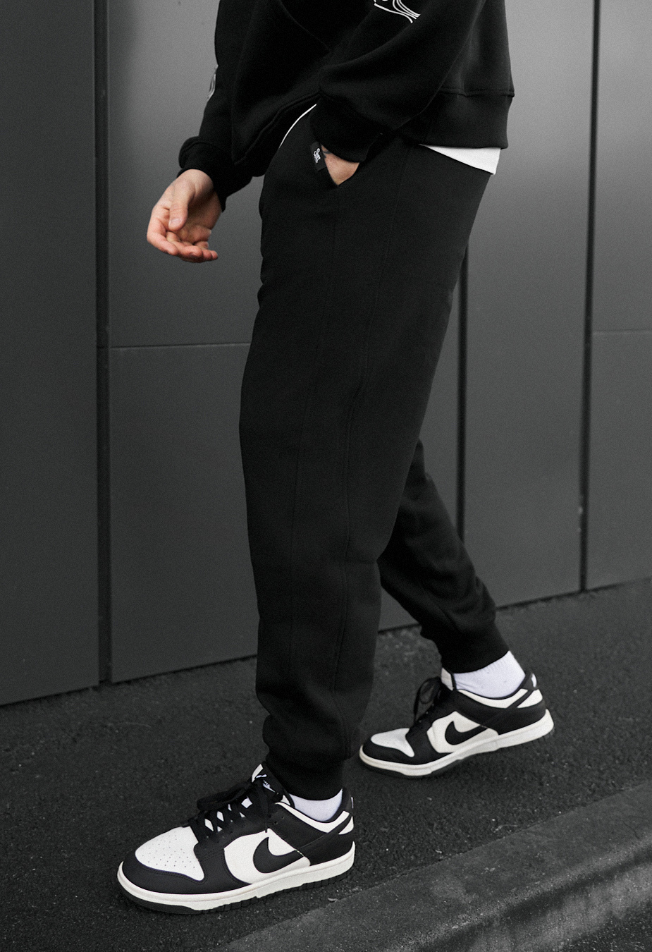 Spodnie dresowe Staff rol black