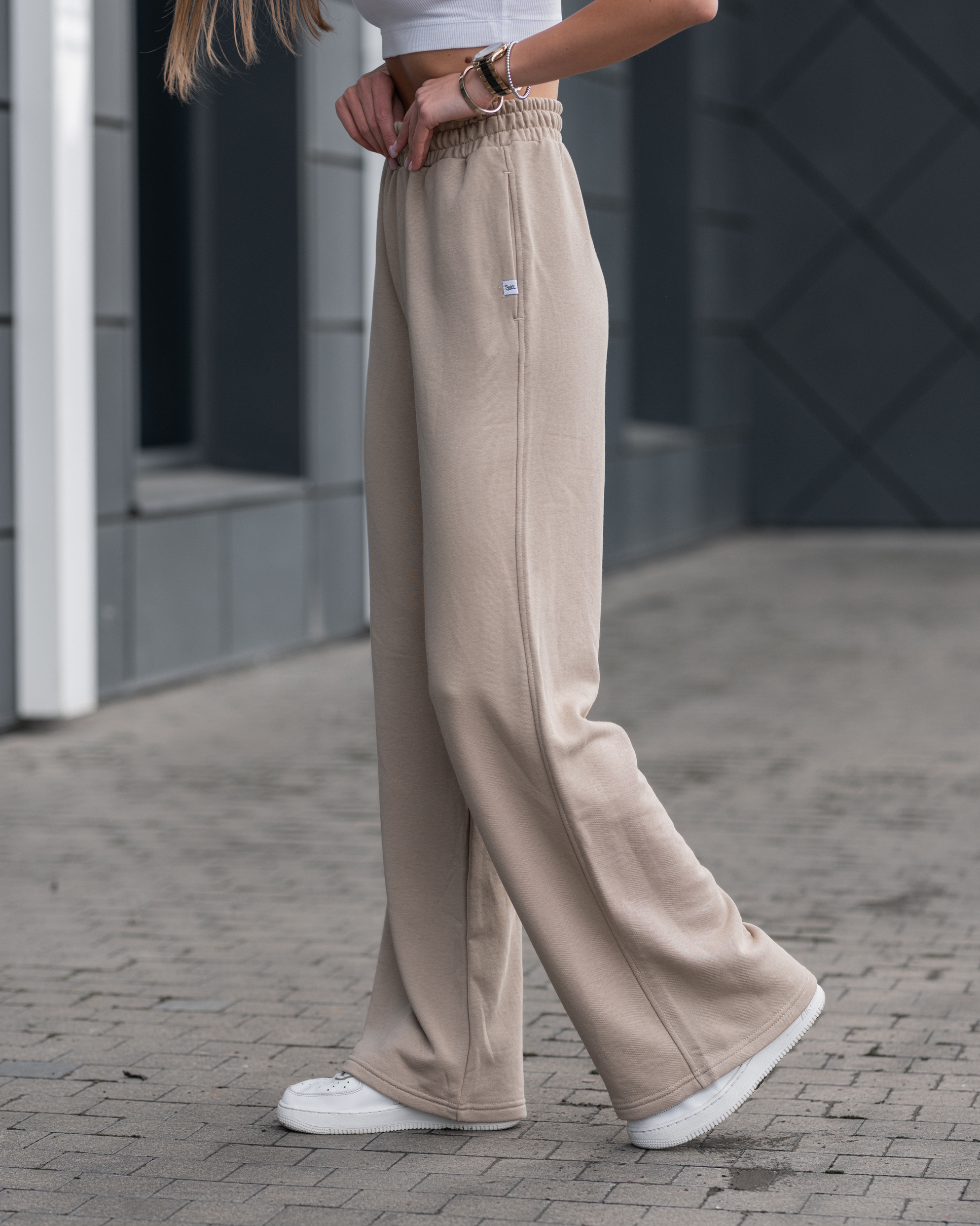 Damskie dresy sportowe Staff ni beige