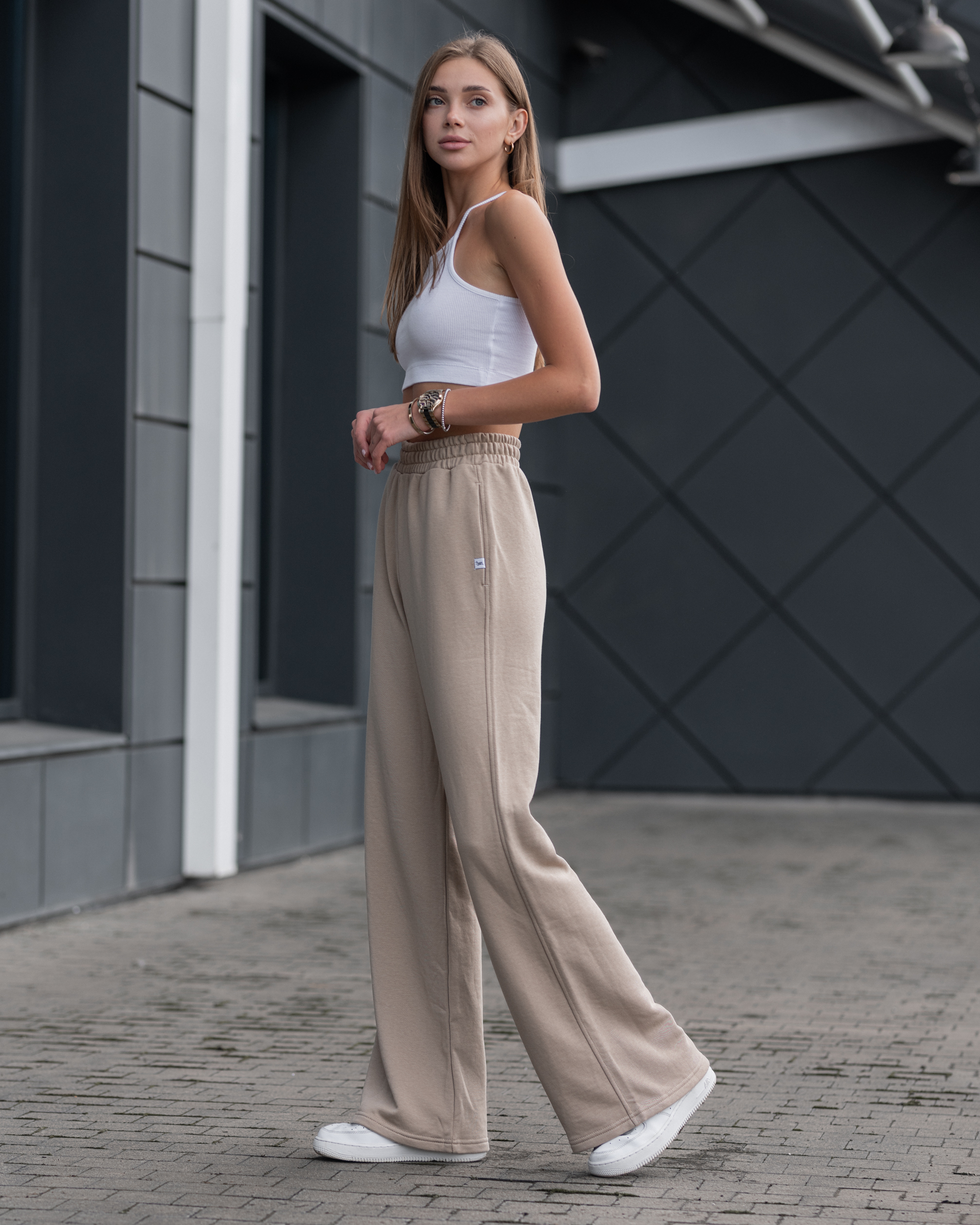 Damskie dresy sportowe Staff ni beige