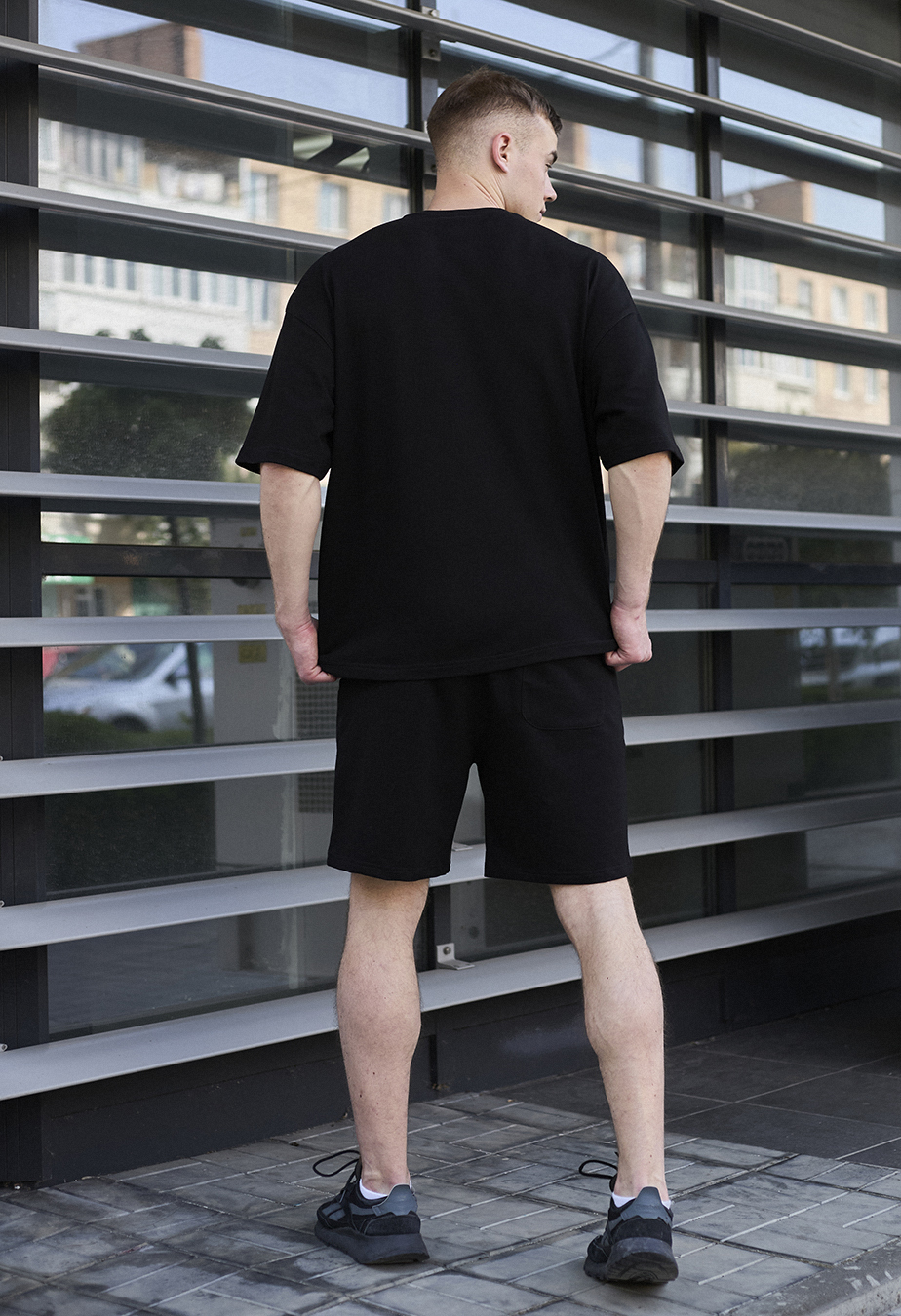 Letni komplet: koszulka + szorty Staff no black oversize