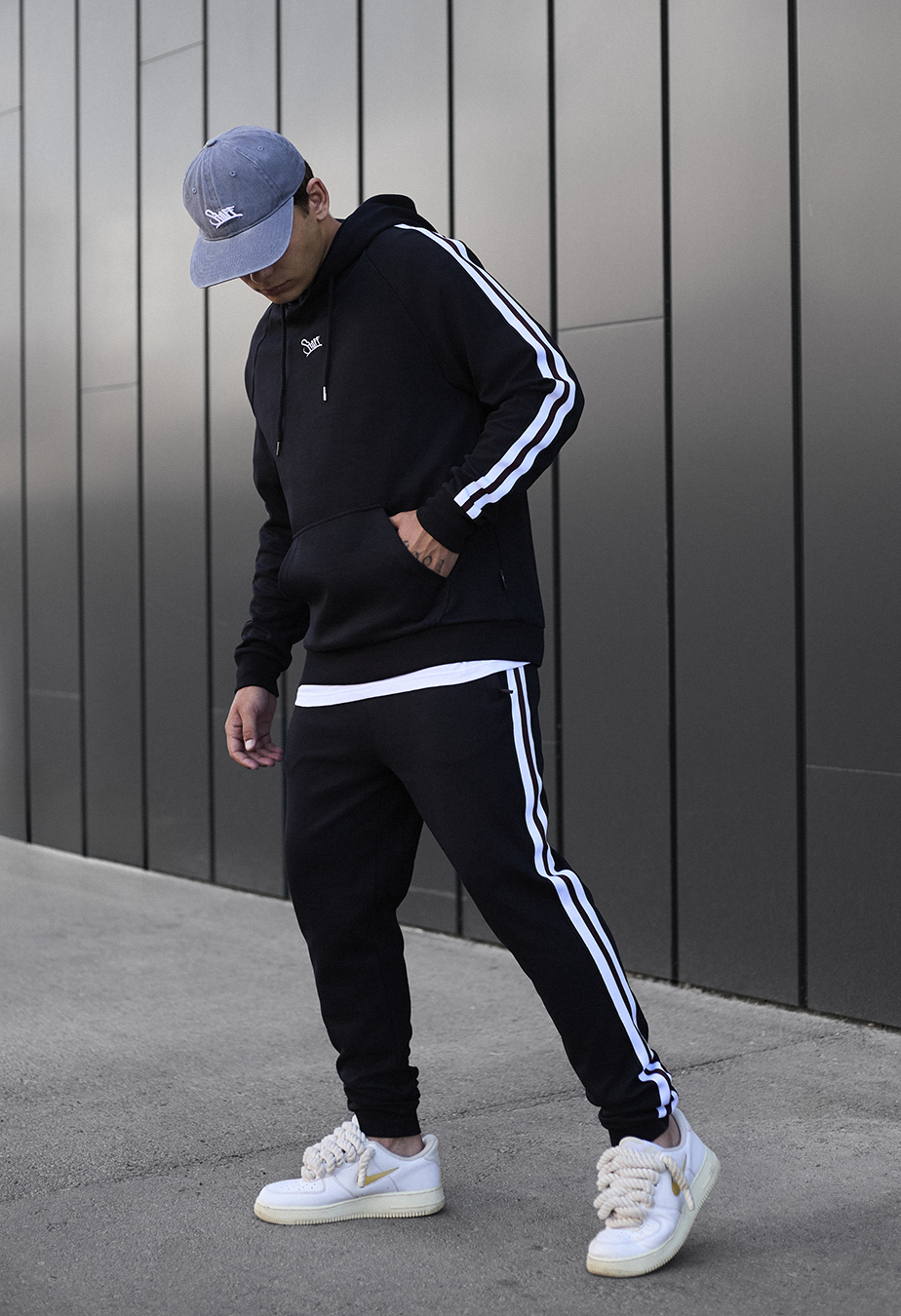 Dres Staff interlock black