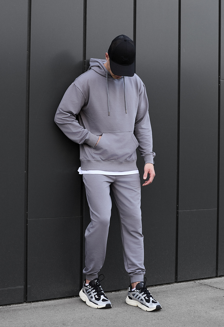 Dres Staff gray basic