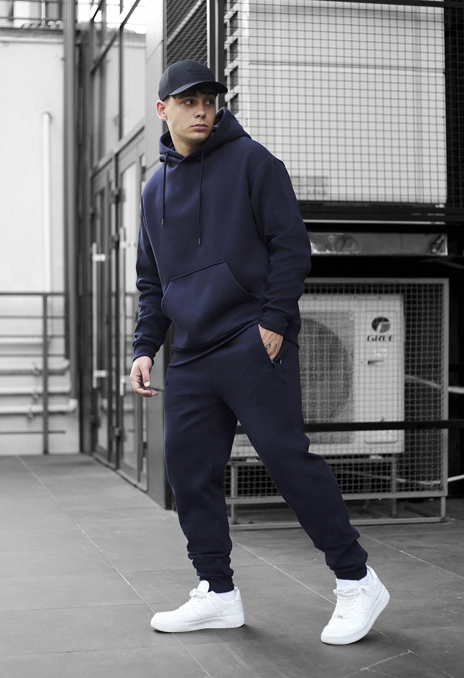 Dres Staff jax navy oversize fleece