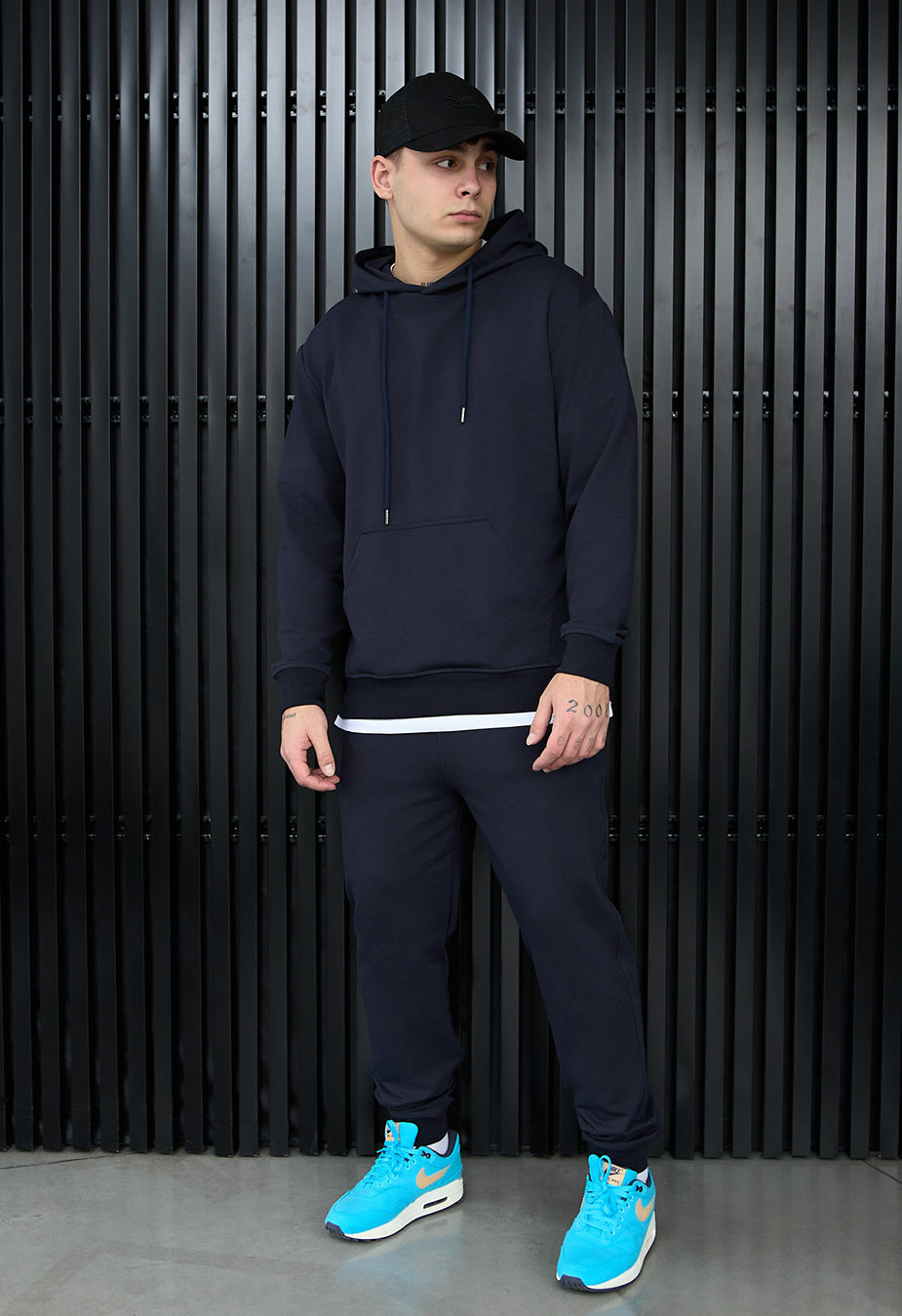 Dres Staff vit navy basic