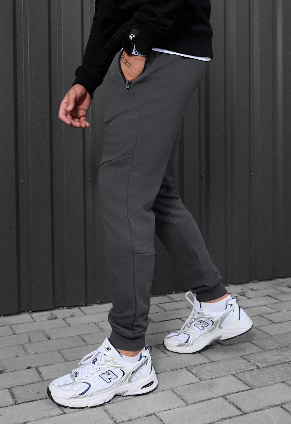 Spodnie dresowe Staff wol dark gray