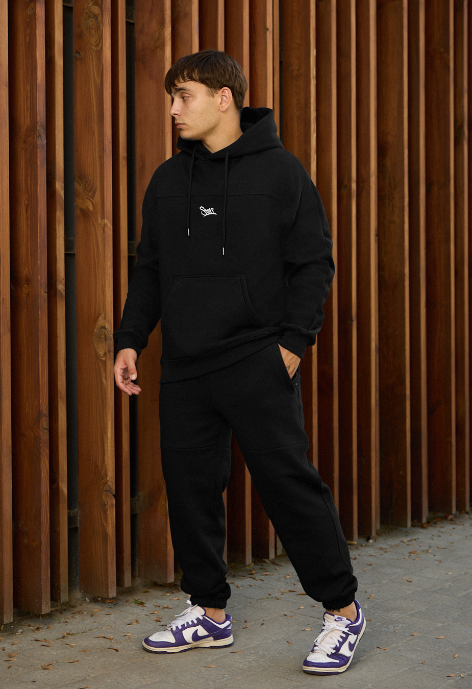 Dres Staff say black logo fleece