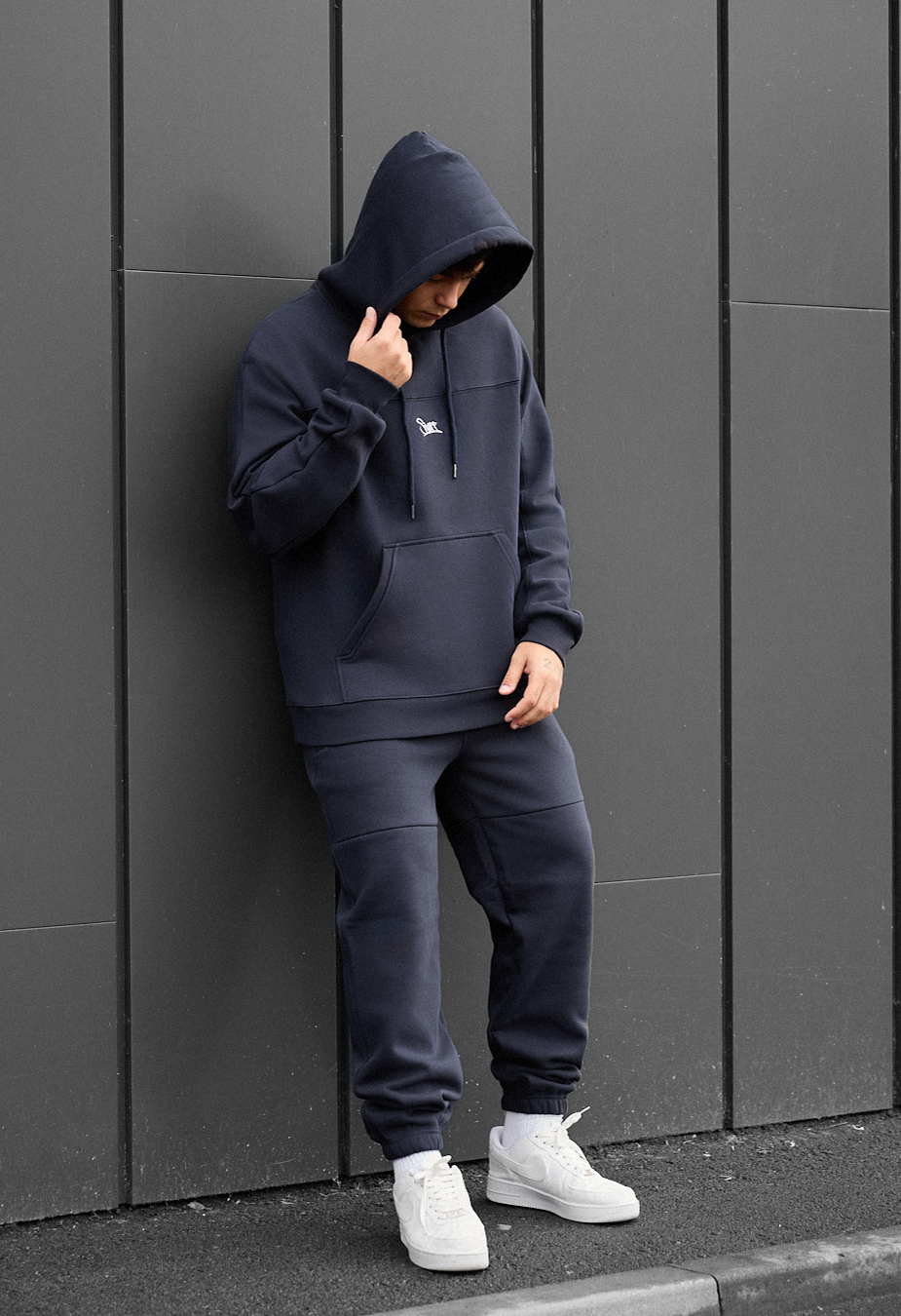 Dres Staff say navy logo fleece