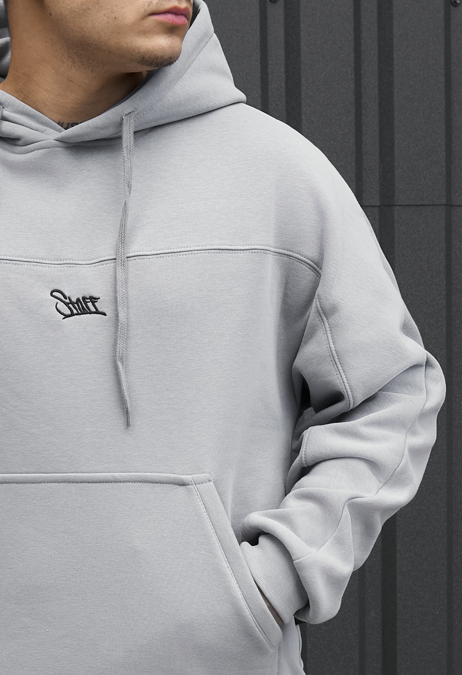 Dres Staff say light gray logo fleece