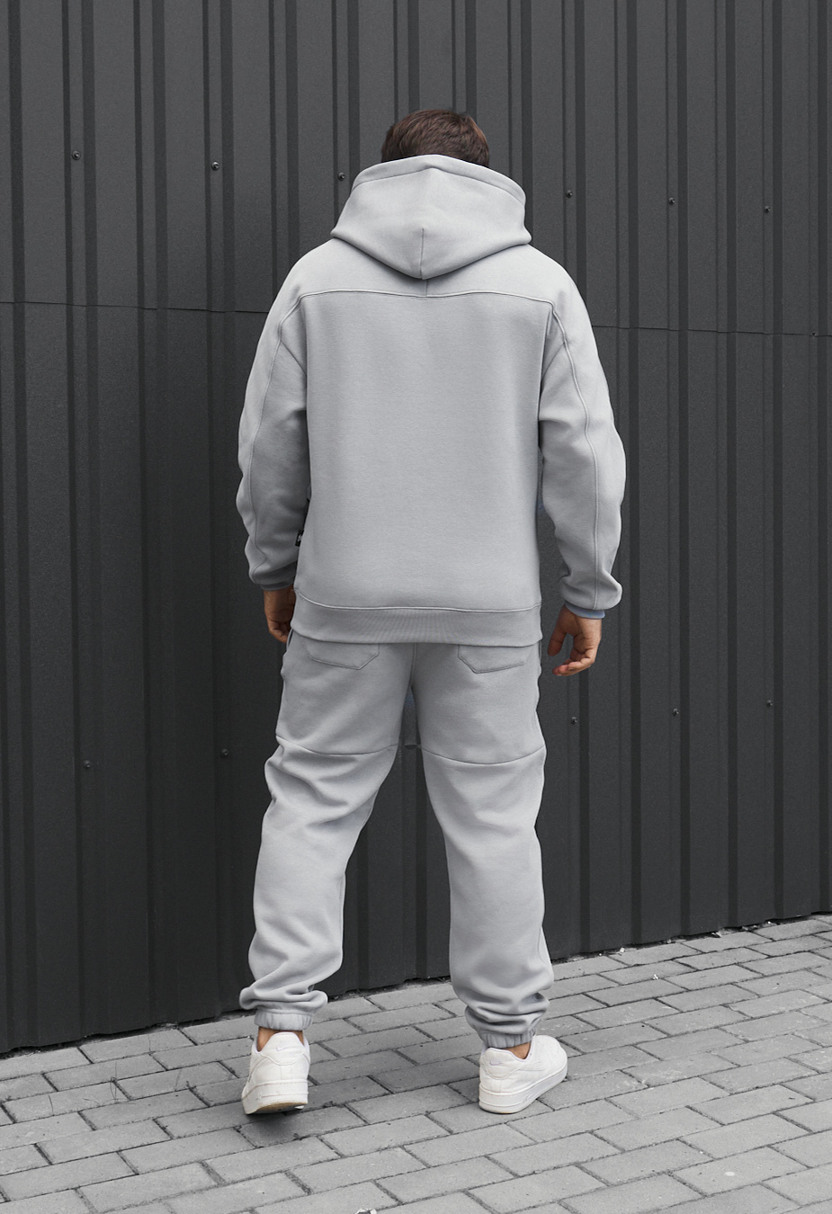Dres Staff say light gray logo fleece