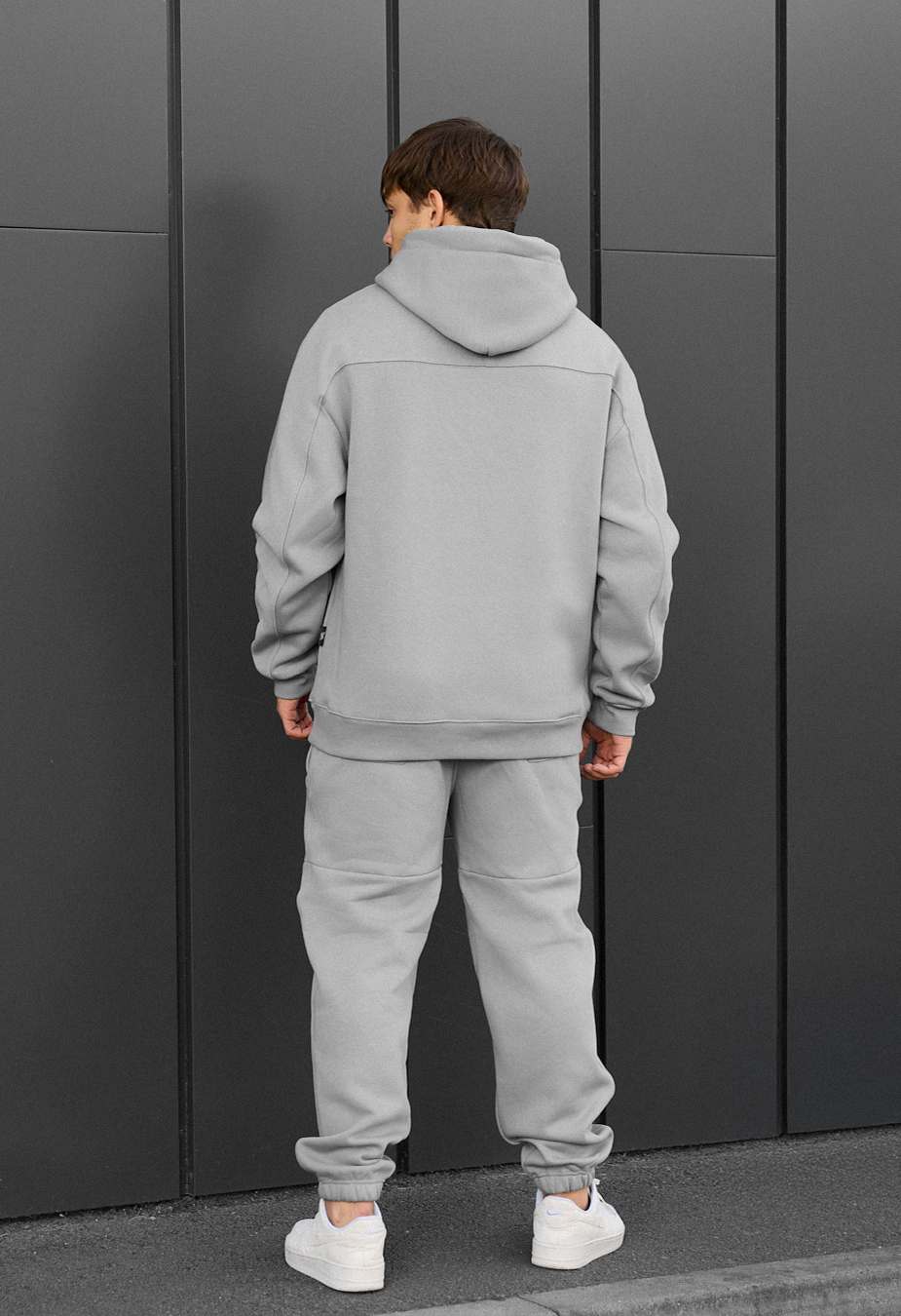 Dres Staff say light gray logo fleece