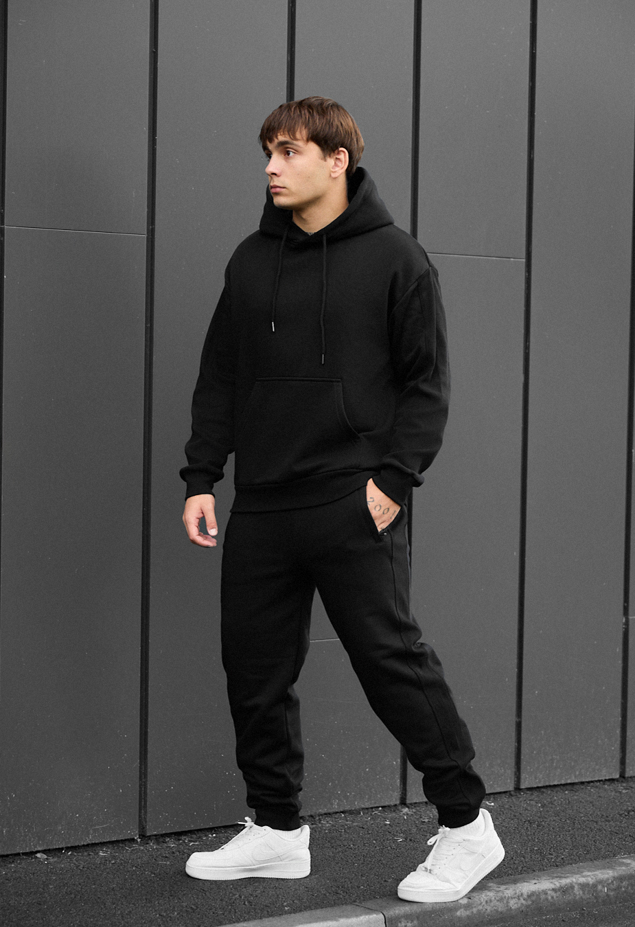 Dres Staff cr black oversize fleece