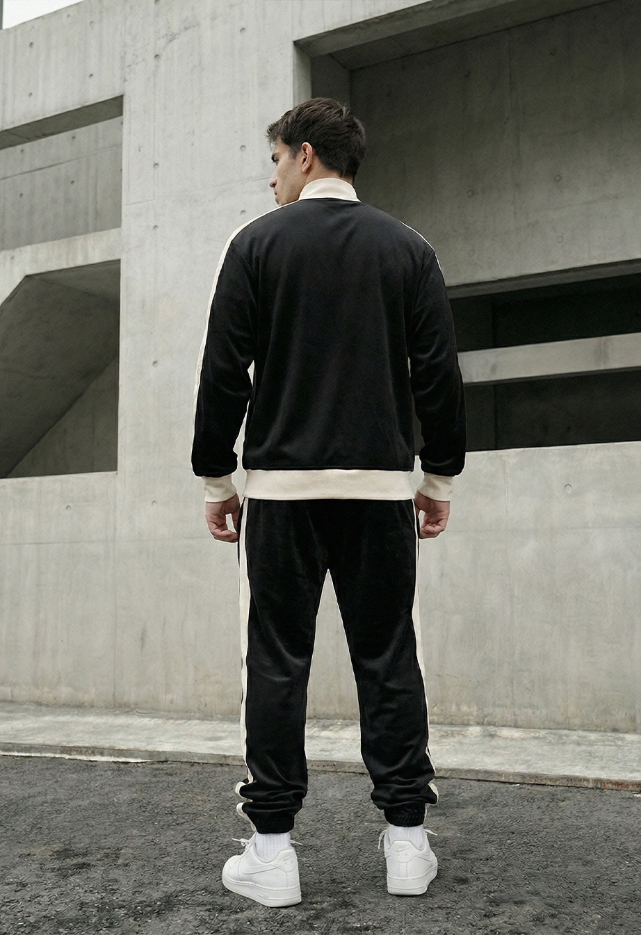 Dres Staff smi black & milk