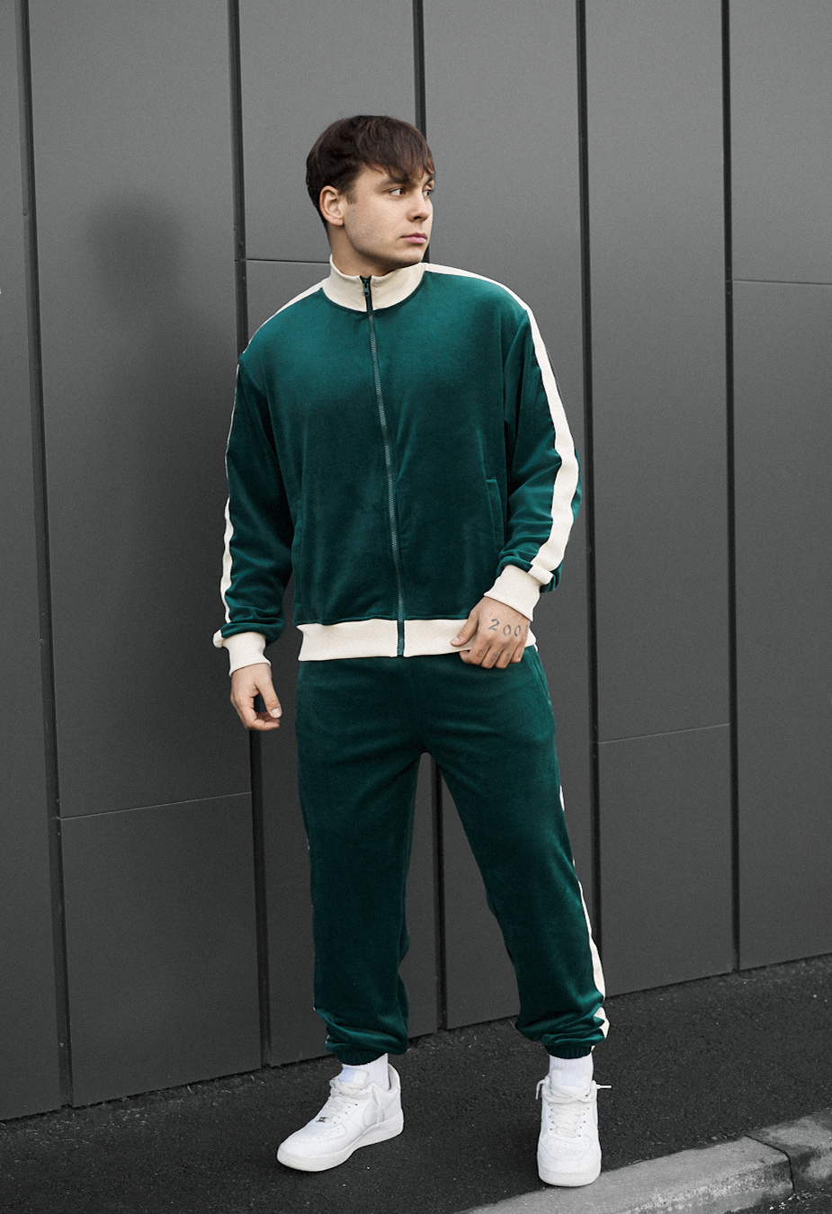 Dres Staff smi emerald & milk