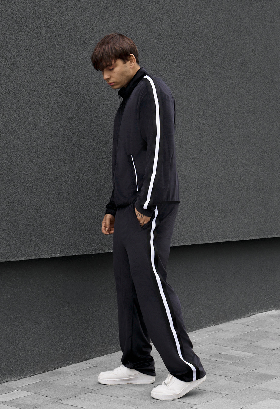 Dres Staff van black zip