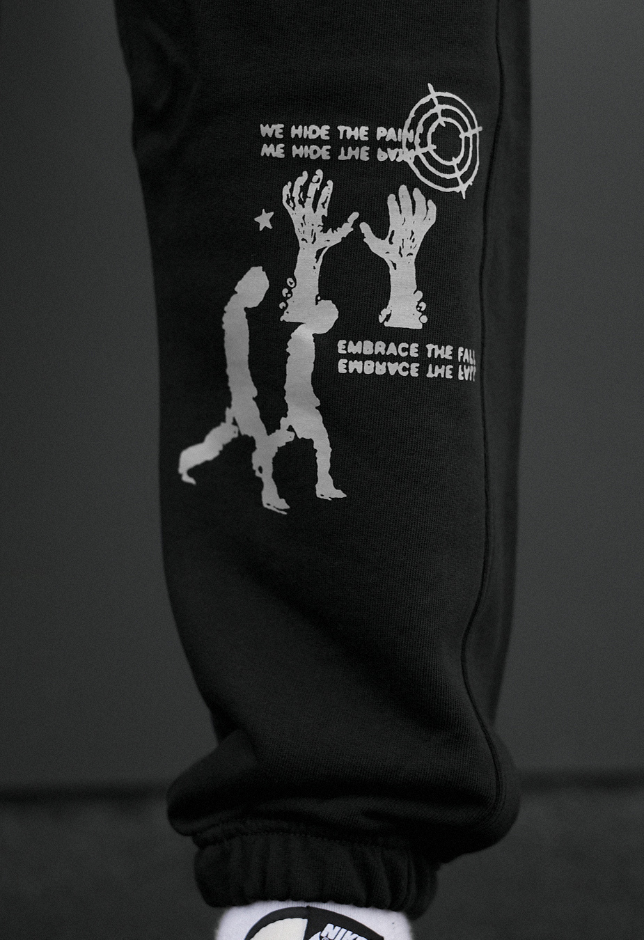 Spodnie dresowe Staff clo forgotten