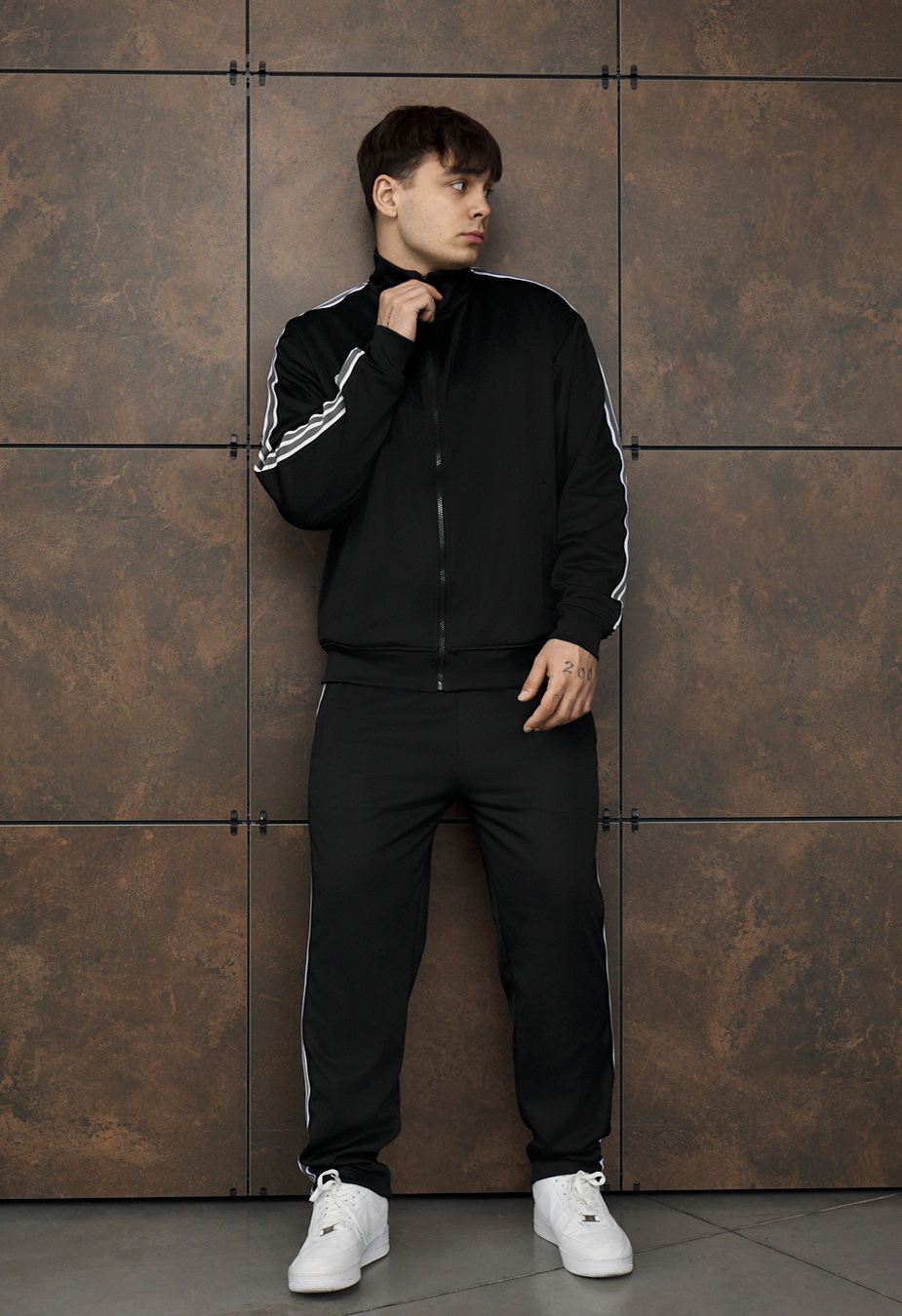 Dres Staff pri black