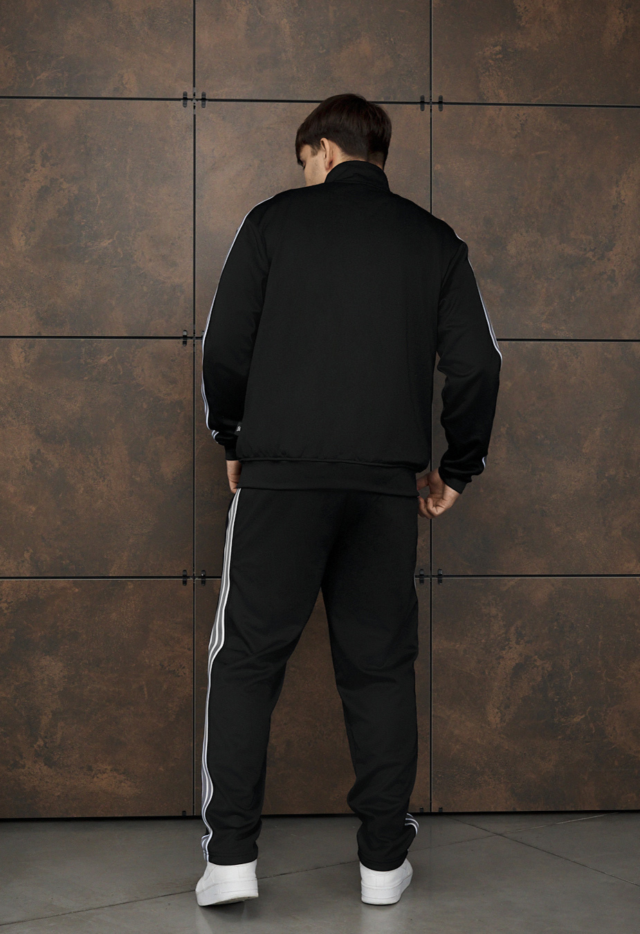 Dres Staff pri black