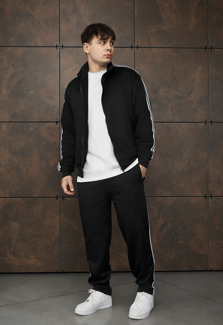 Dres Staff pri black