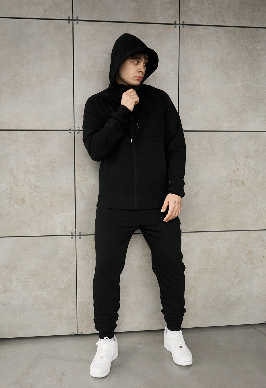 Dres Staff sh zip black