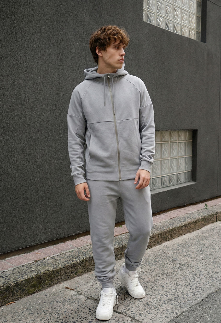 Dres Staff sh zip light gray