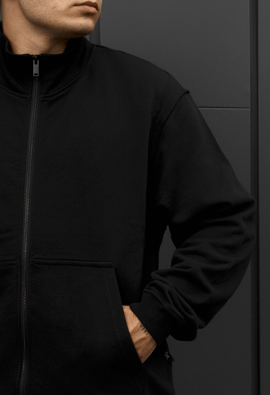 Olimpijka Staff ry black oversize