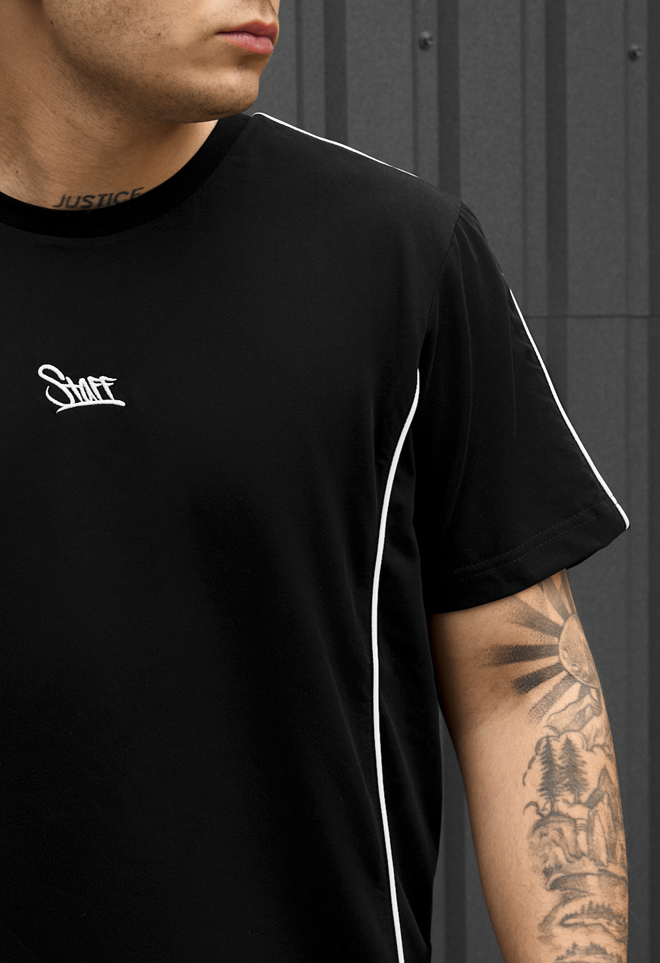 Komplet koszulka + spodenki Staff in black logo