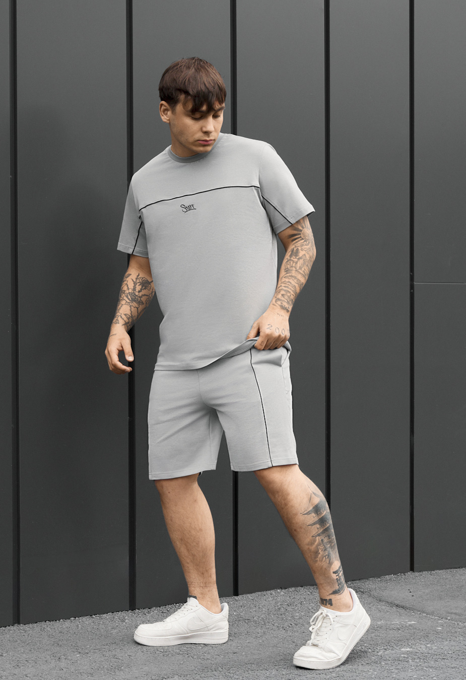 Komplet koszulka + spodenki Staff oc light gray