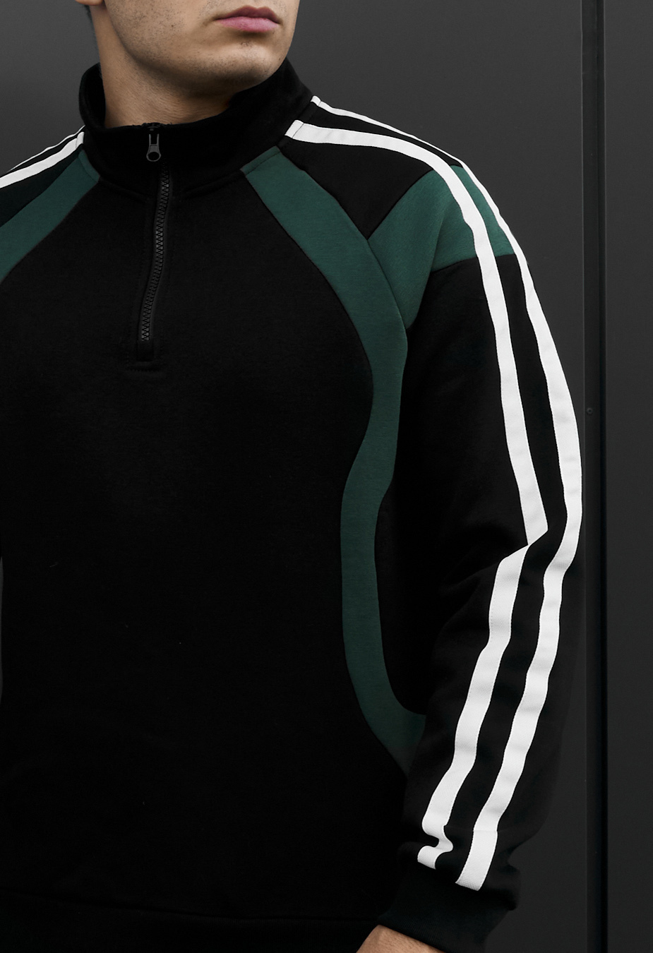 Olimpijka Staff ha black & green oversize fleece