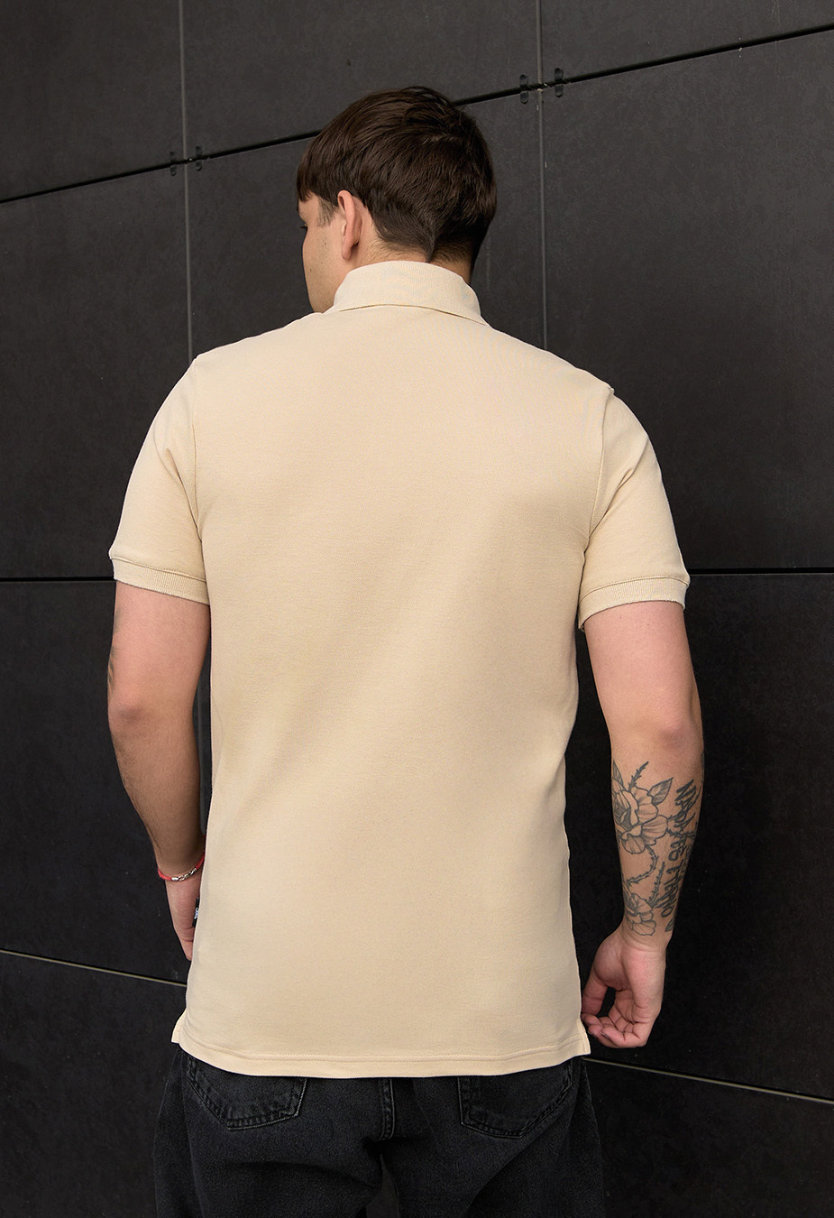 Polo Staff beige logo