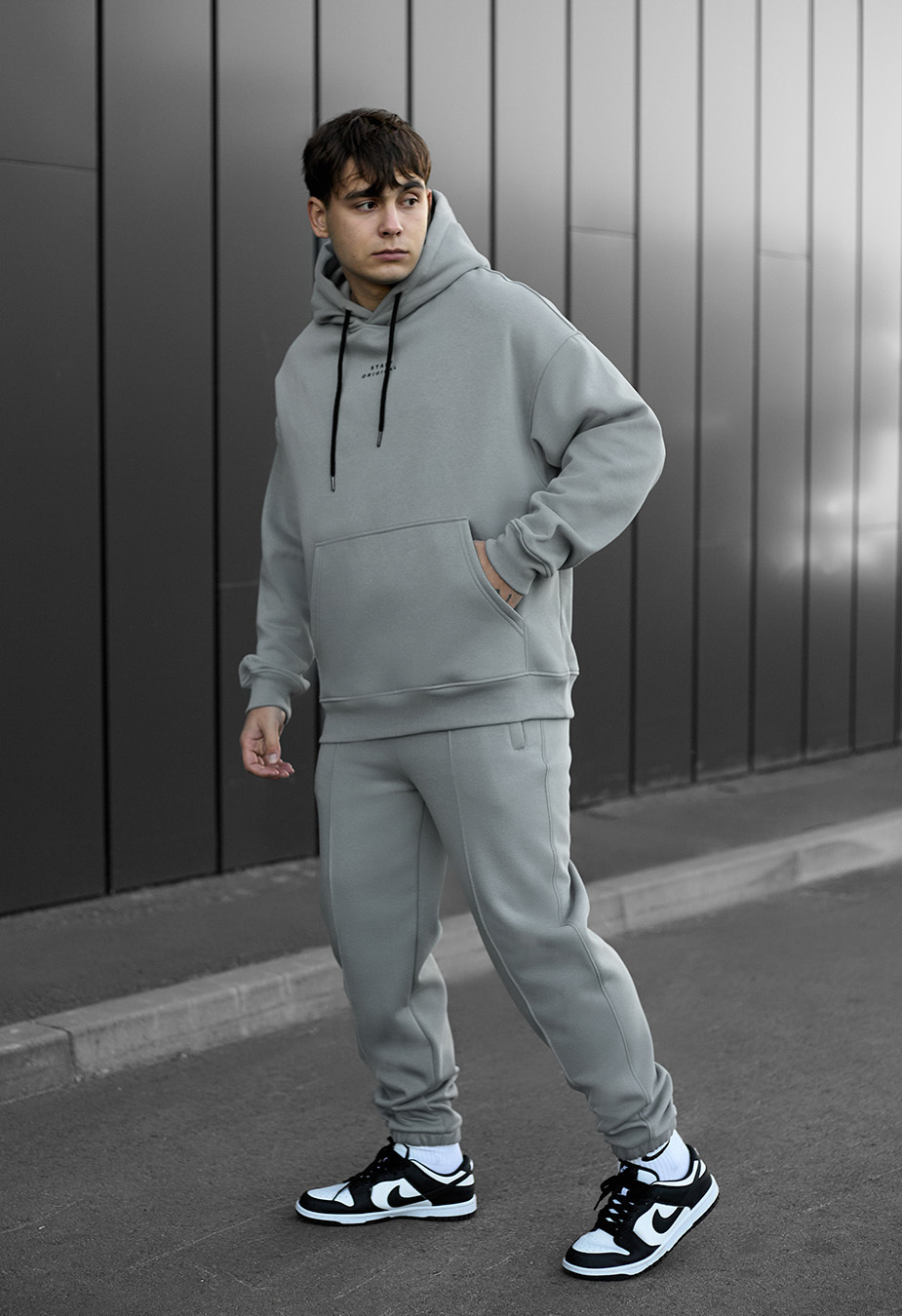 Dres Staff su light gray oversize fleece