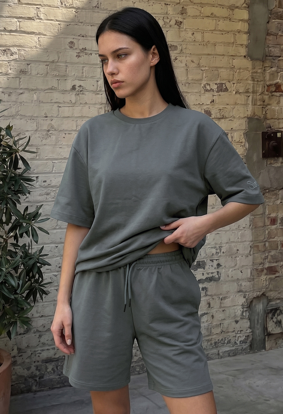 Komplet koszulka + spodenki Staff de dark gray