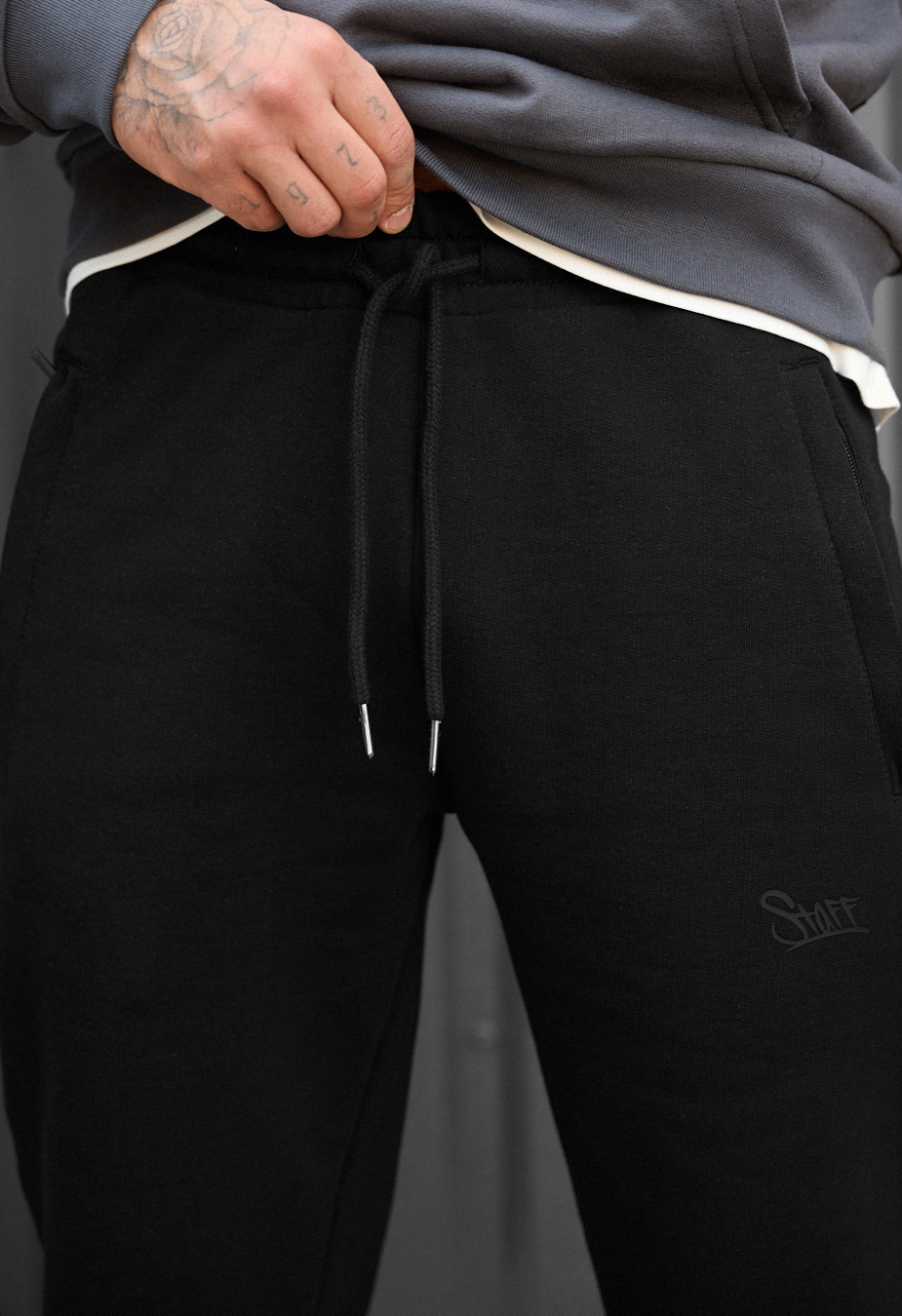 Spodnie sportowe Staff mil logo black