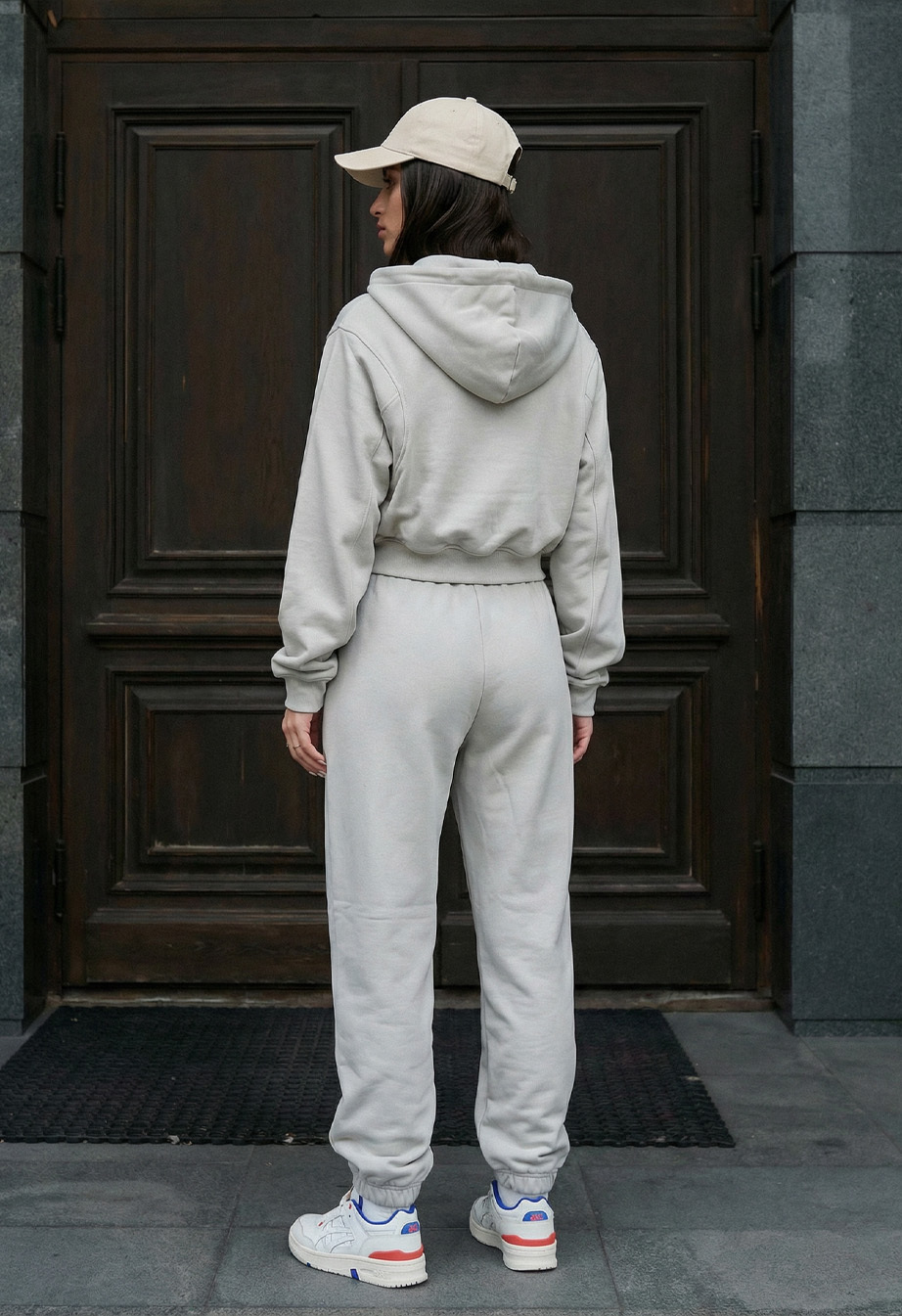 Dres Staff sol light beige